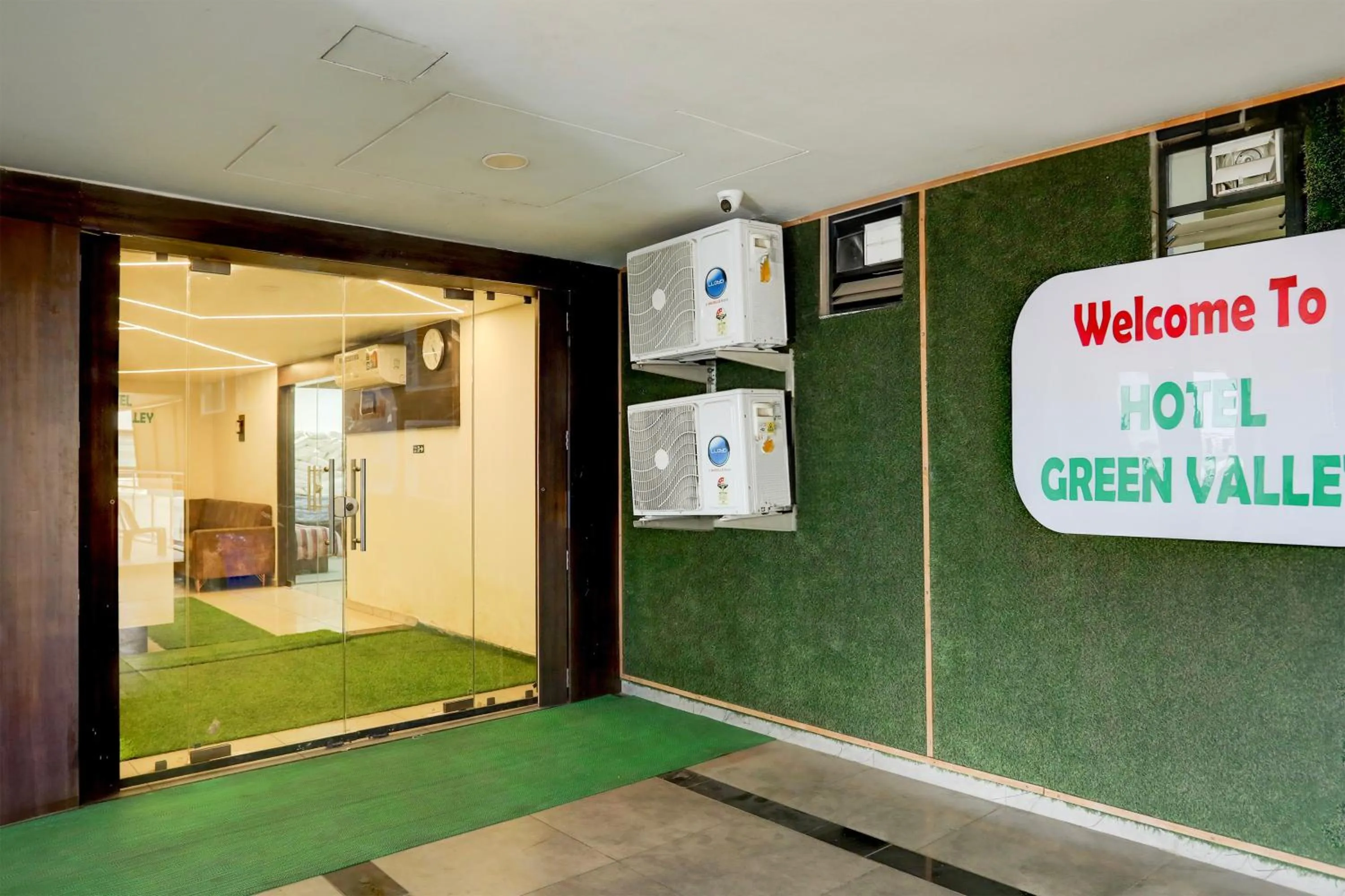 Facade/entrance in Super Hotel O Nana Chiloda Near Airport Formerly Green Valley