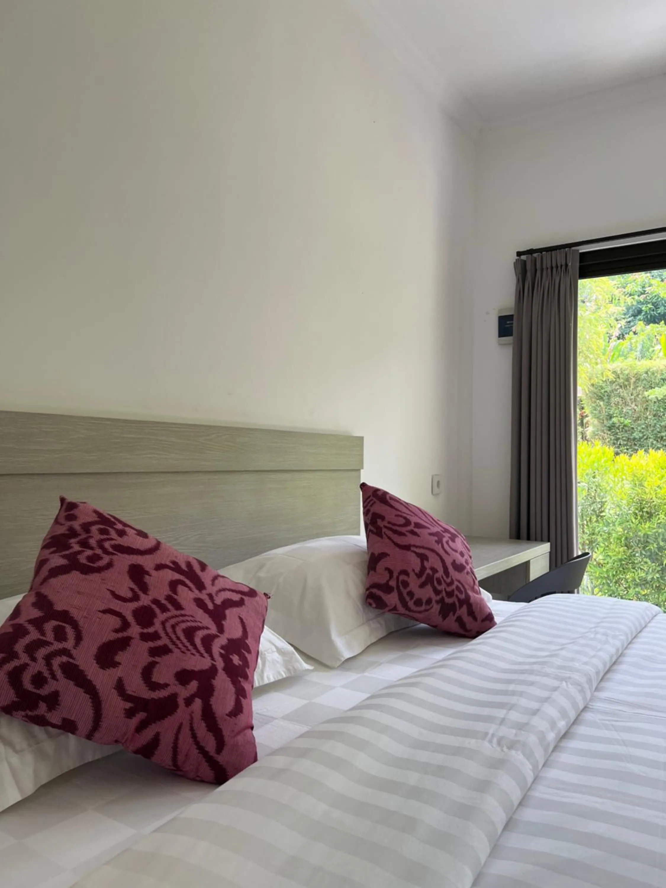 Bedroom, Bed in New W Guest House