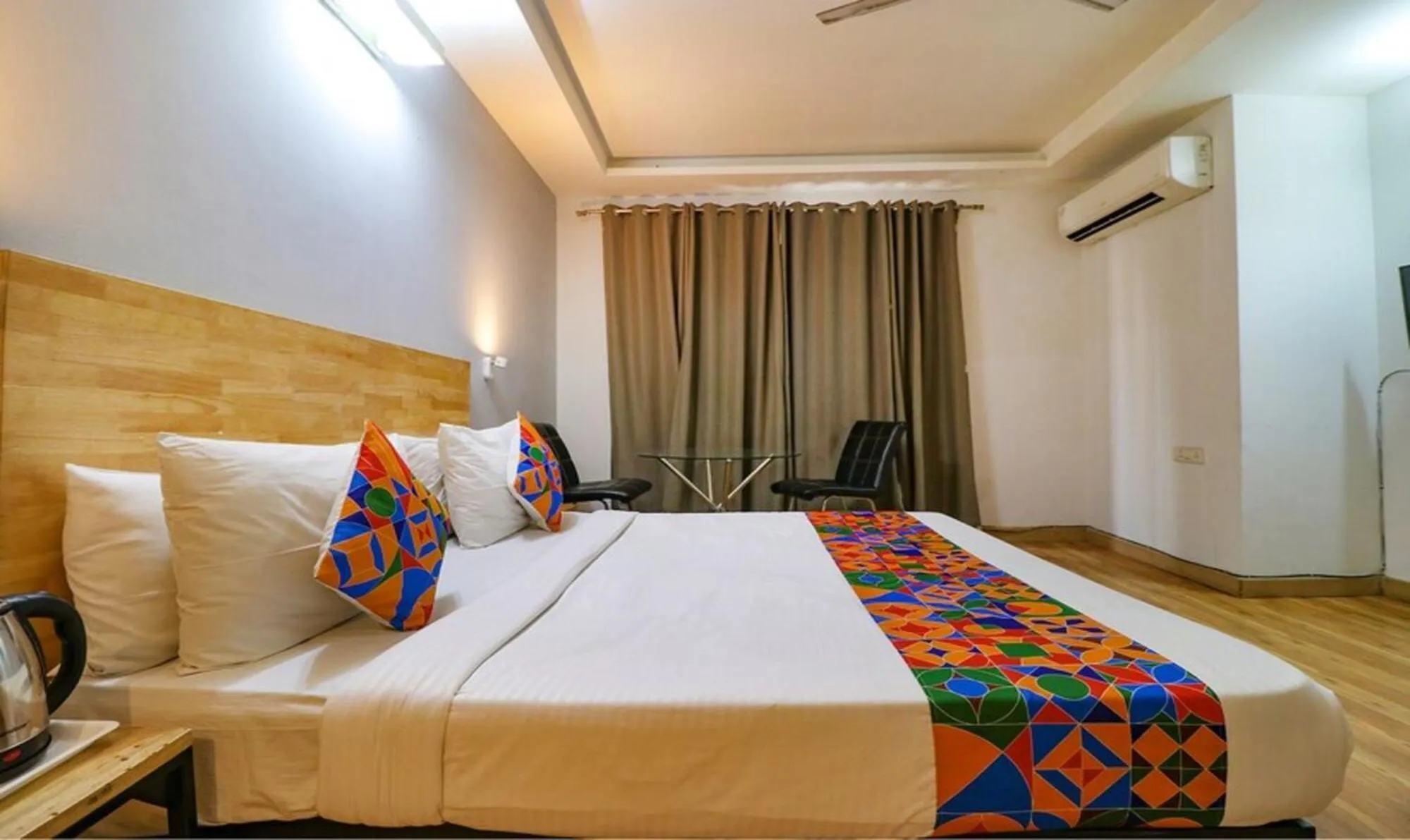 Bed in FabHotel Majestic JPM I