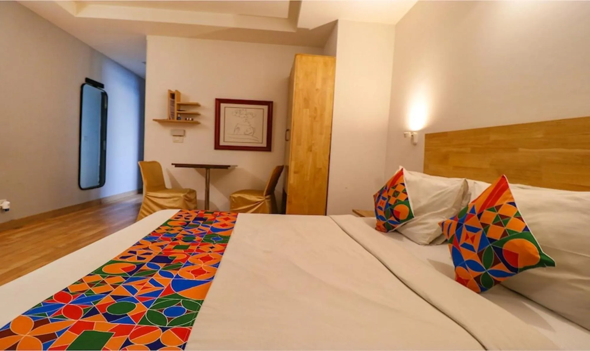 Bed in FabHotel Majestic JPM I