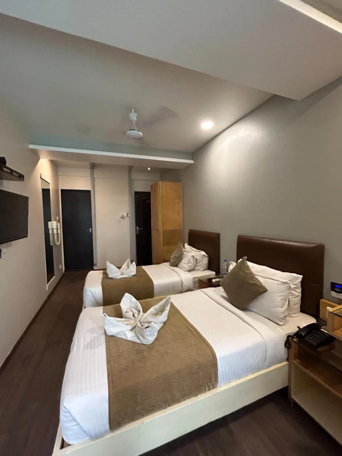 Bedroom, Bed in Hotel The Excellency