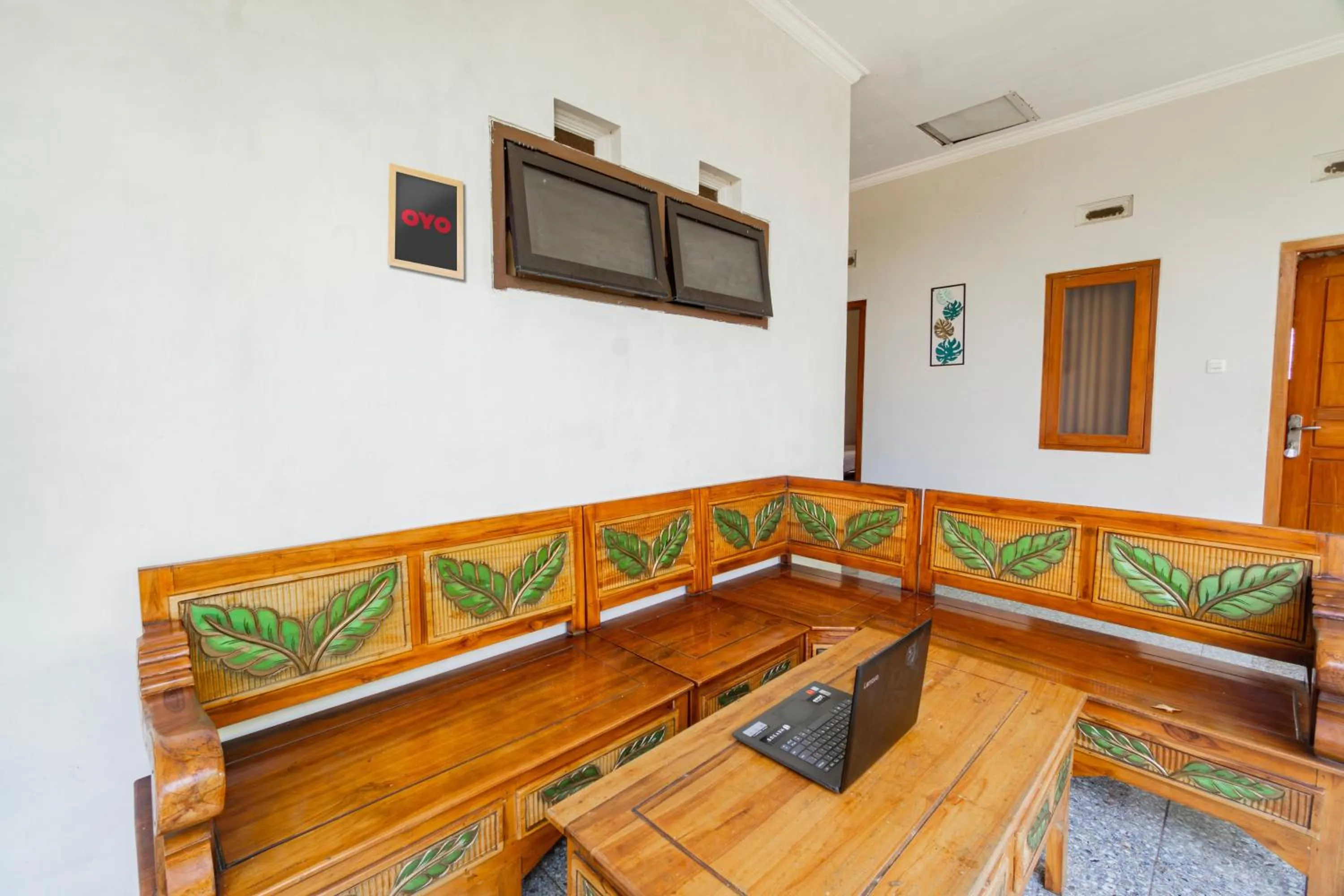 Lobby or reception in Hotel O Triple N Homestay