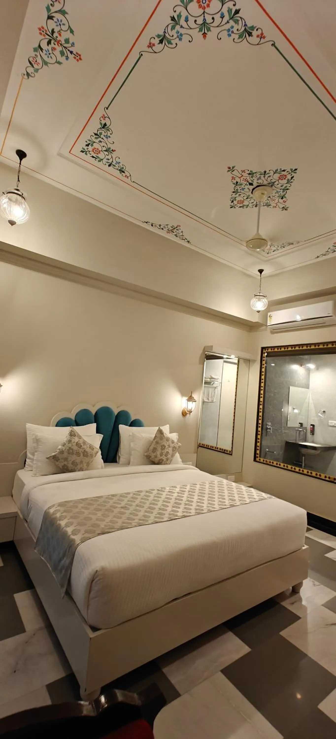 Bathroom, Bed in The Biletha Bagh