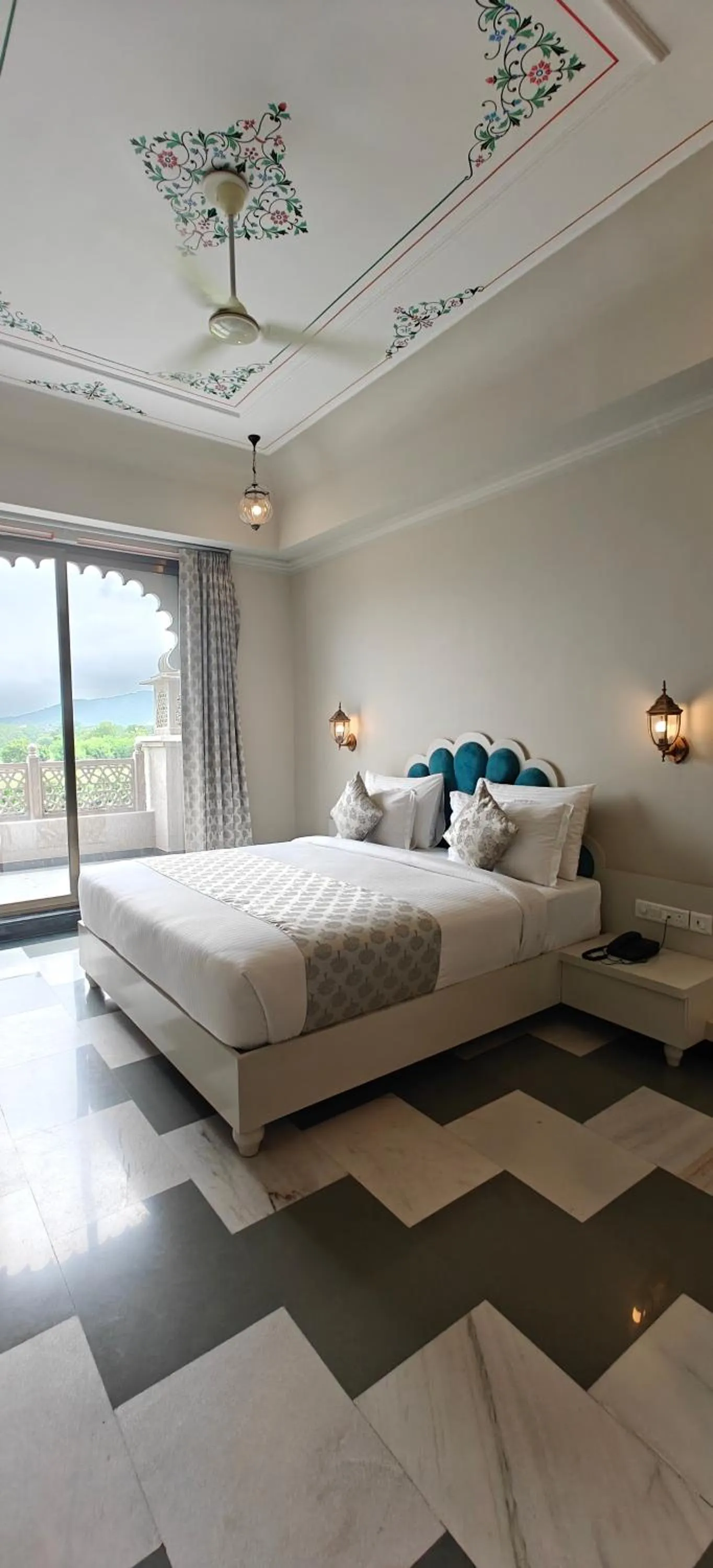 Photo of the whole room, Bed in The Biletha Bagh