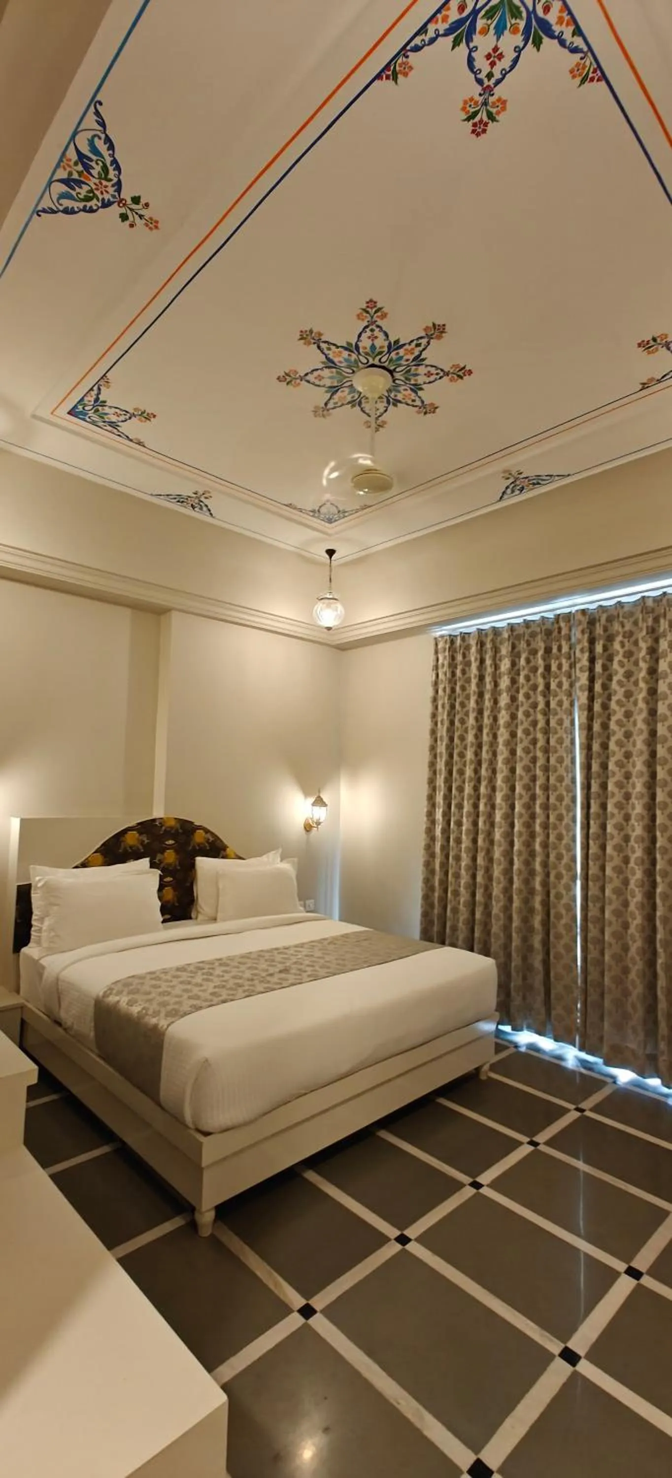 Photo of the whole room, Bed in The Biletha Bagh