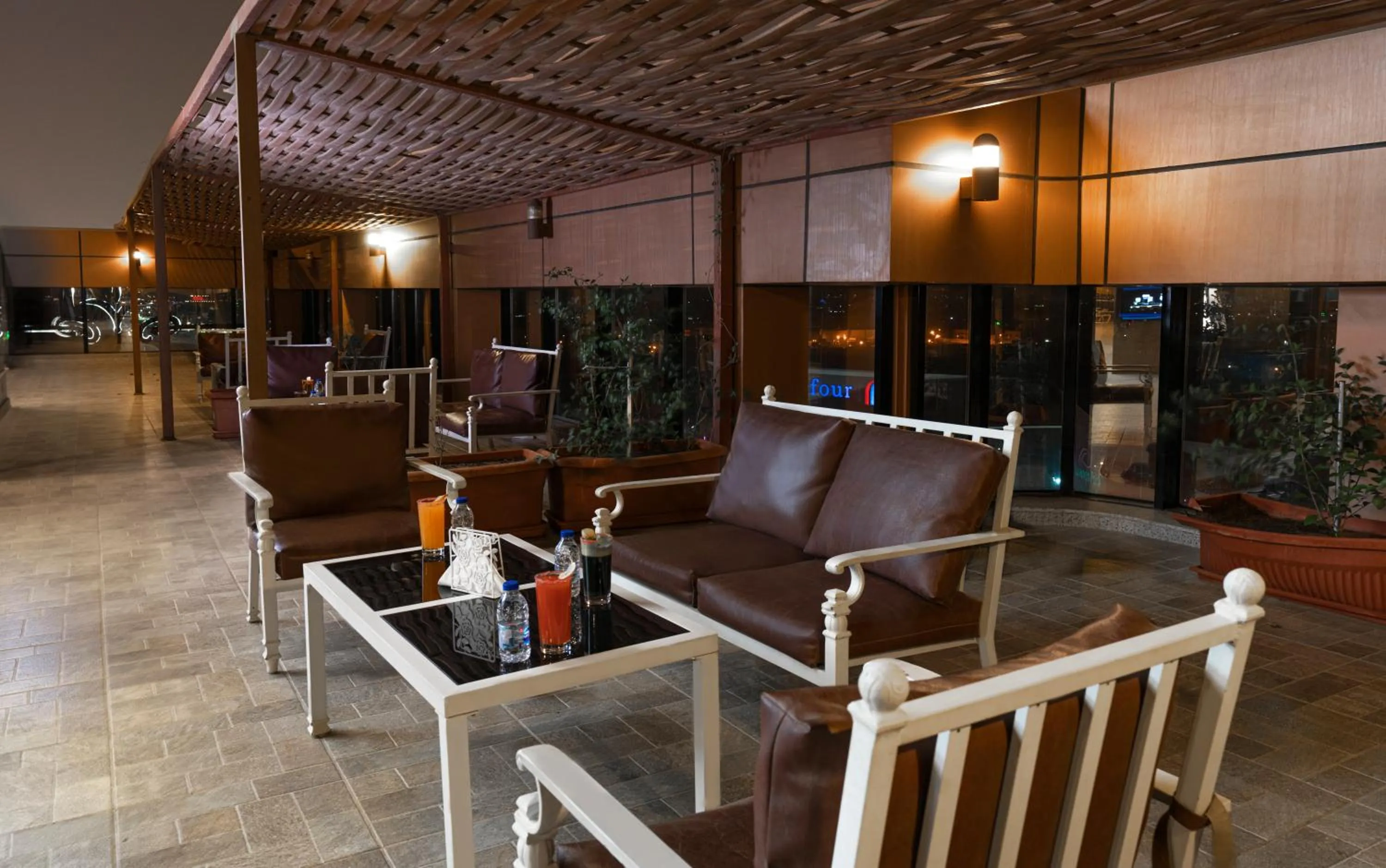 Balcony/Terrace in شقق بلاتينيوم السبعين للشقق المخدومة