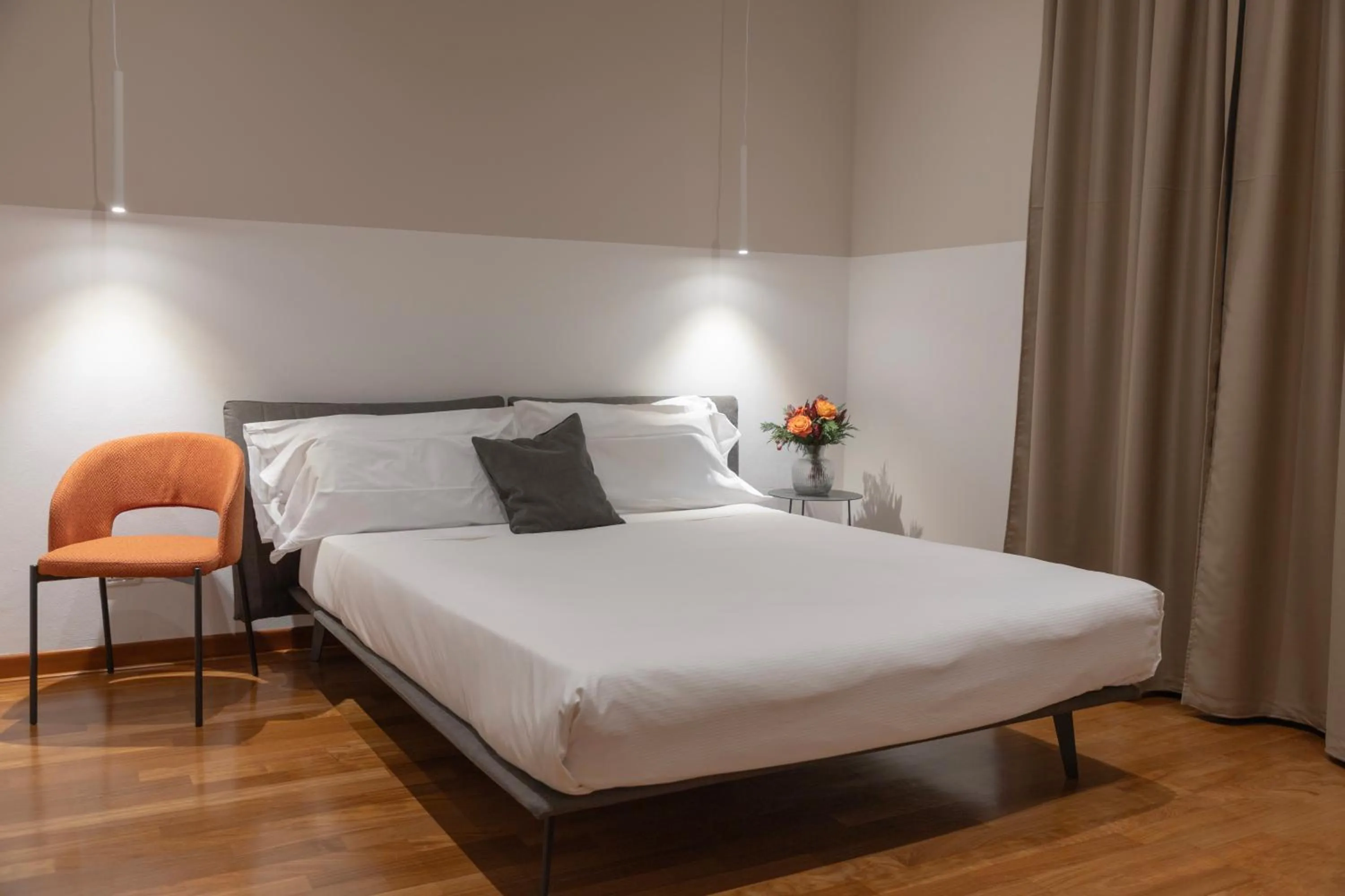 Bed in Residence Victoria