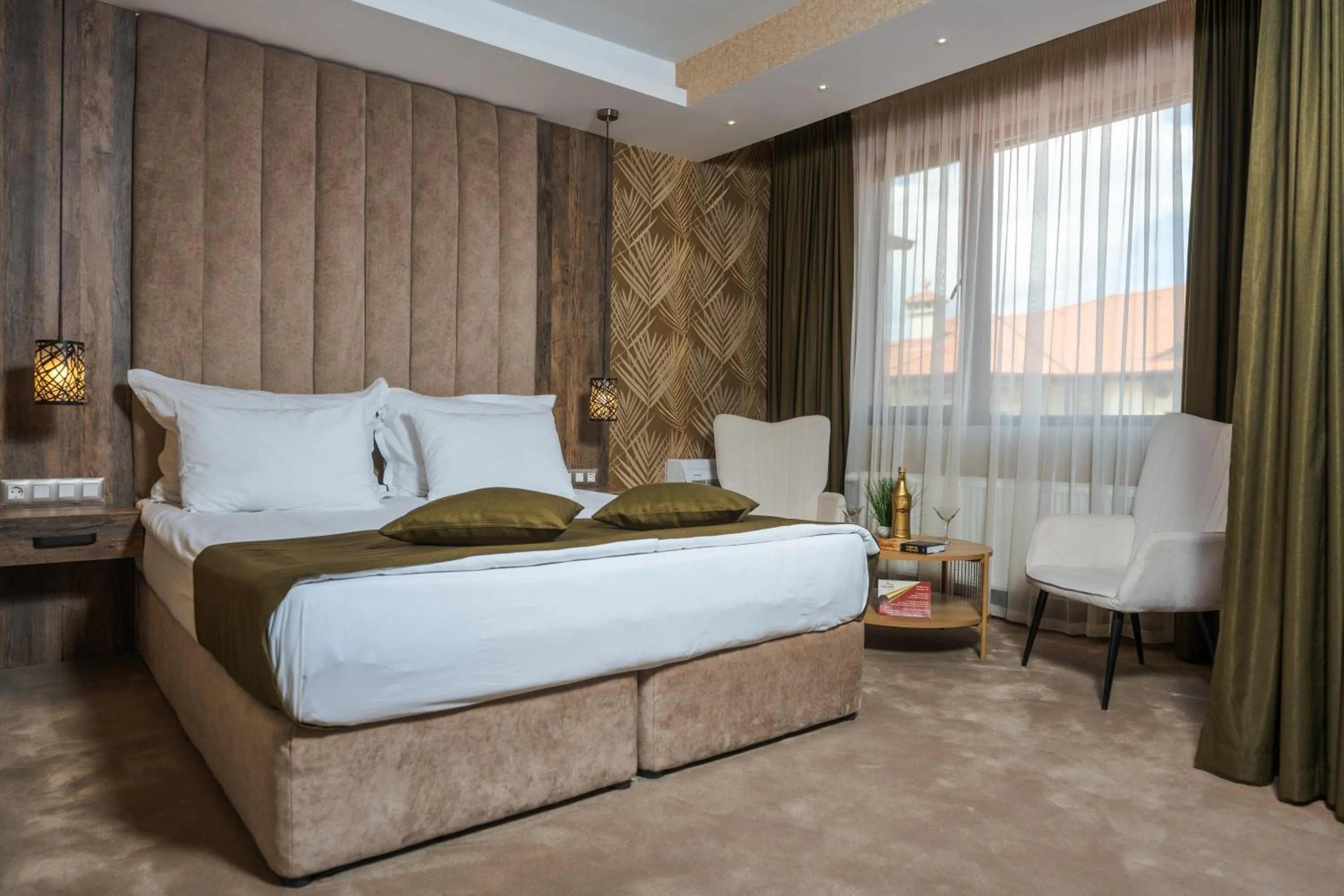 Bed in Paradise SPA Hotel