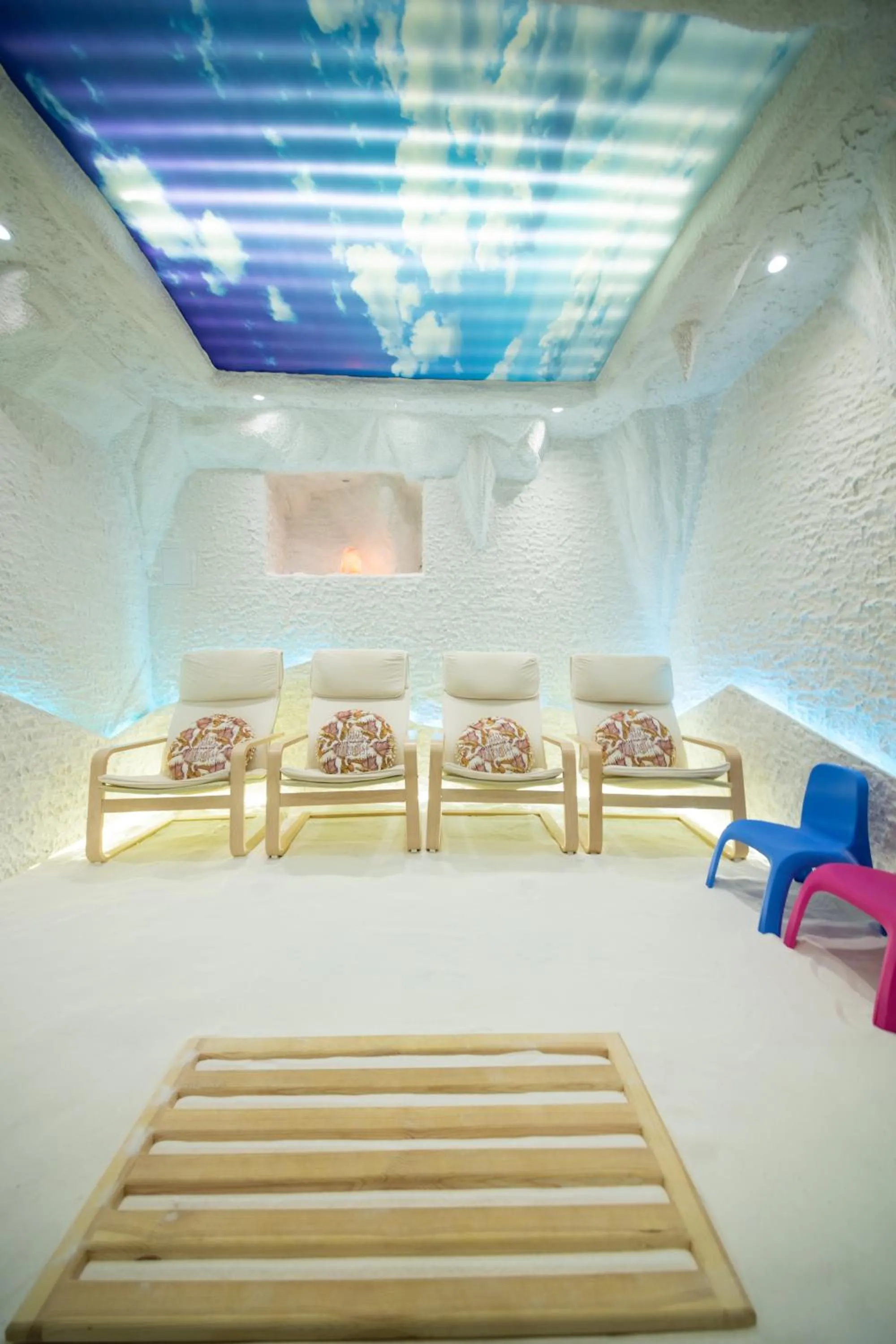 Area and facilities in Paradise SPA Hotel