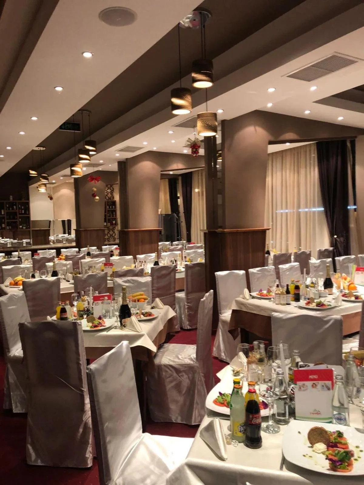 Restaurant/places to eat in Paradise SPA Hotel