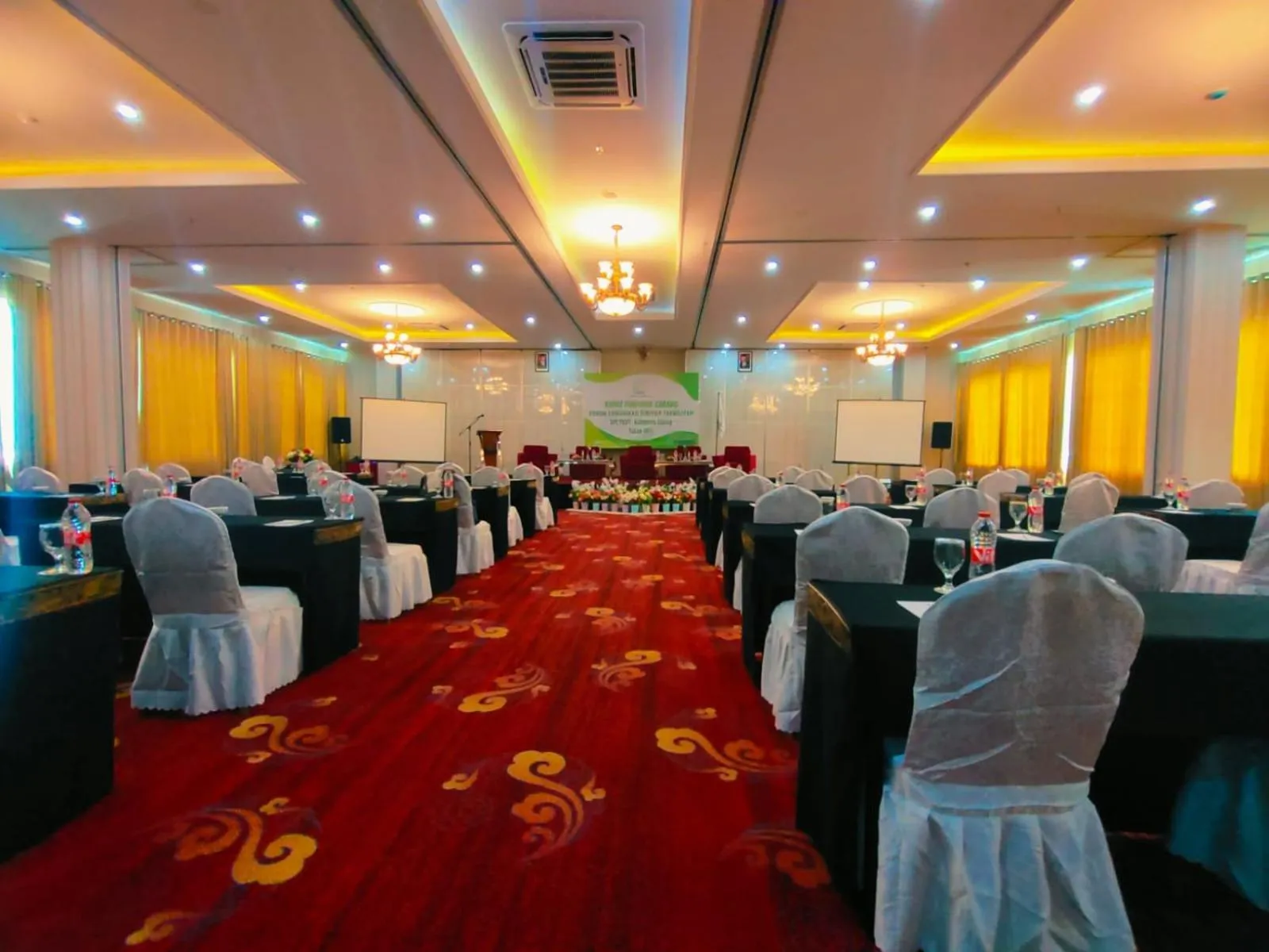 Banquet/Function facilities in Sindoro Hotel Cilacap By Conary