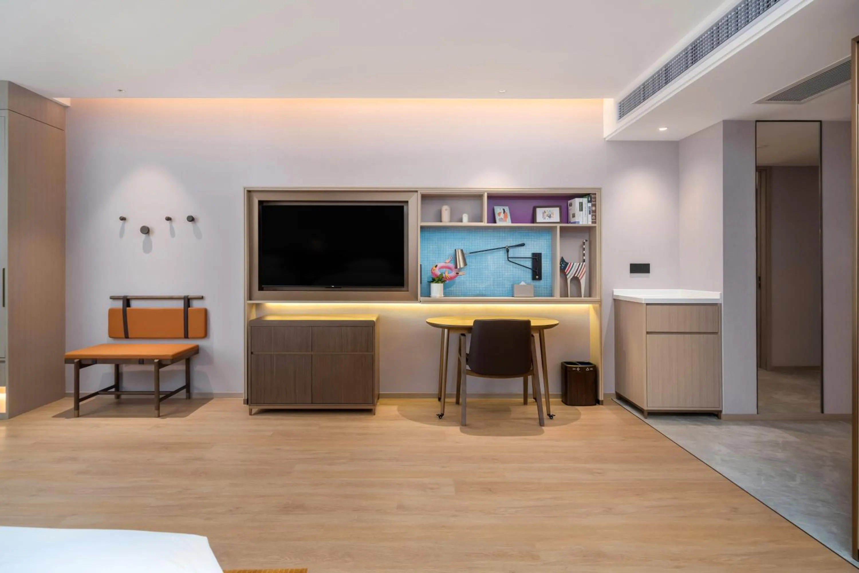 TV and multimedia in Home2 Suite by Hilton Dongguan Shijie