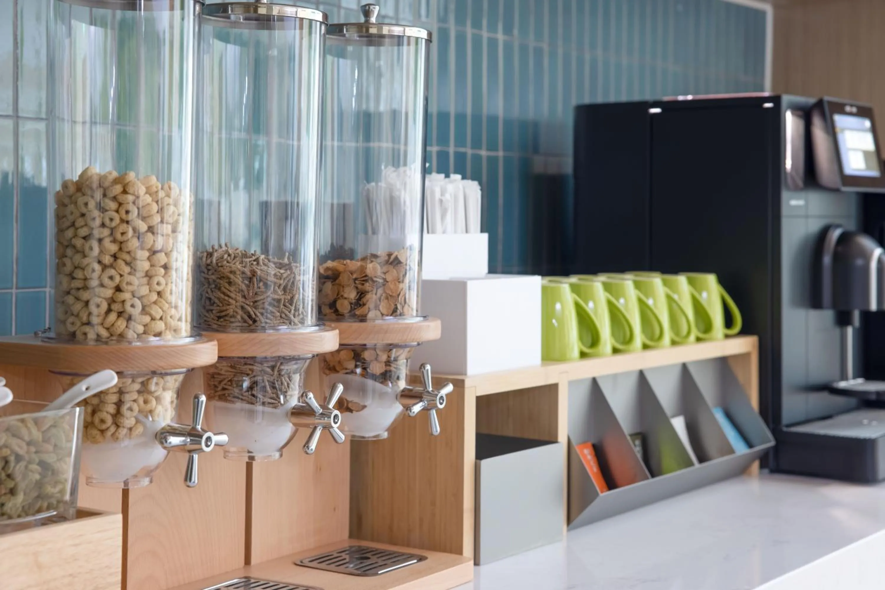 Restaurant/places to eat in Home2 Suite by Hilton Dongguan Shijie