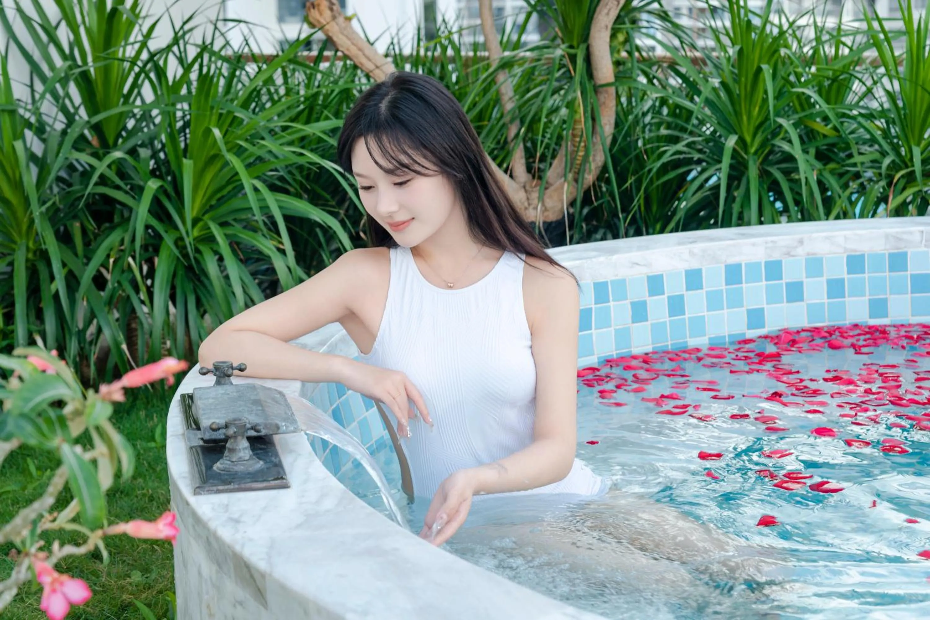 People in Sanya Junji Seaview Hotel