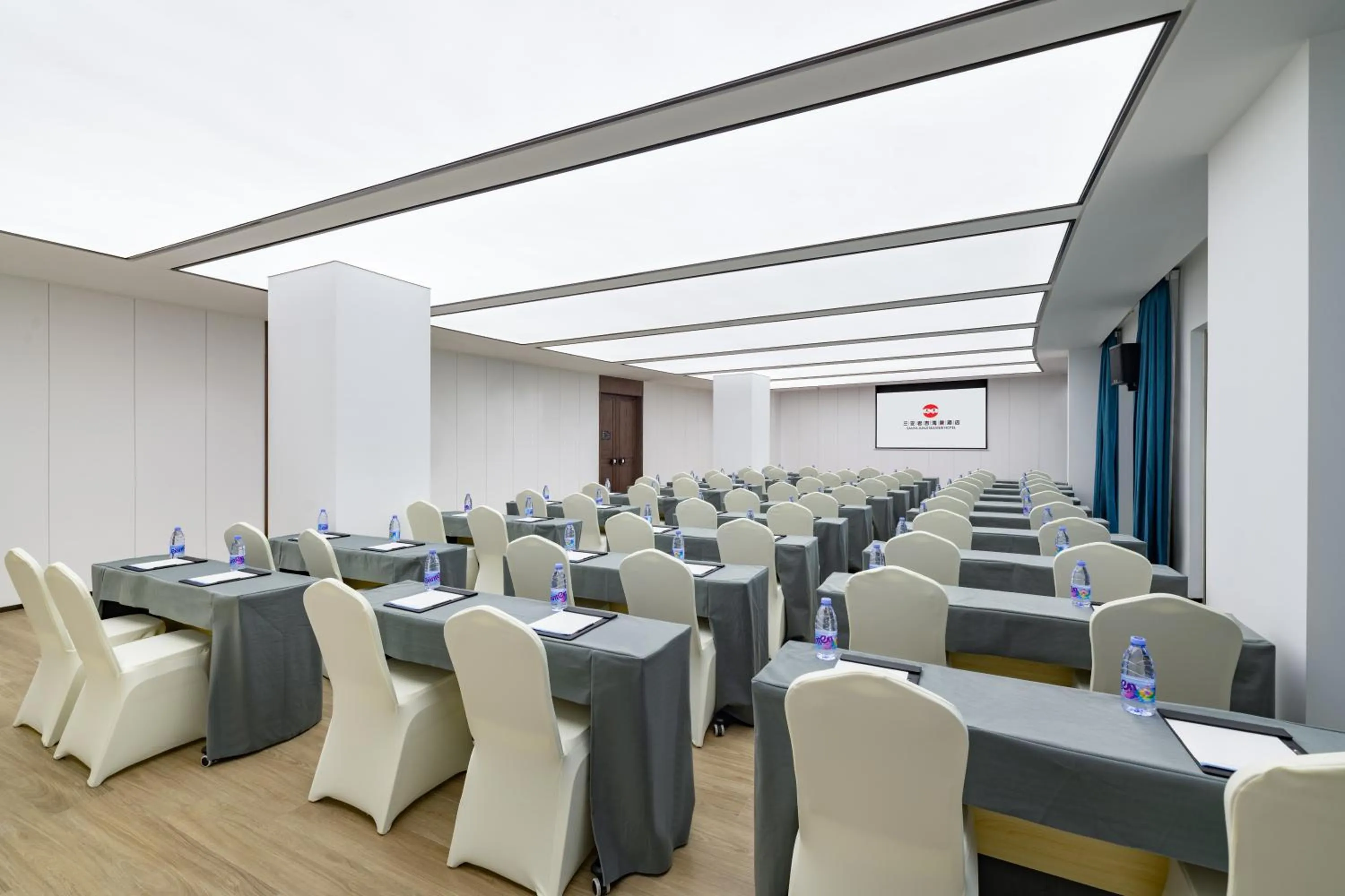 Meeting/conference room in Sanya Junji Seaview Hotel