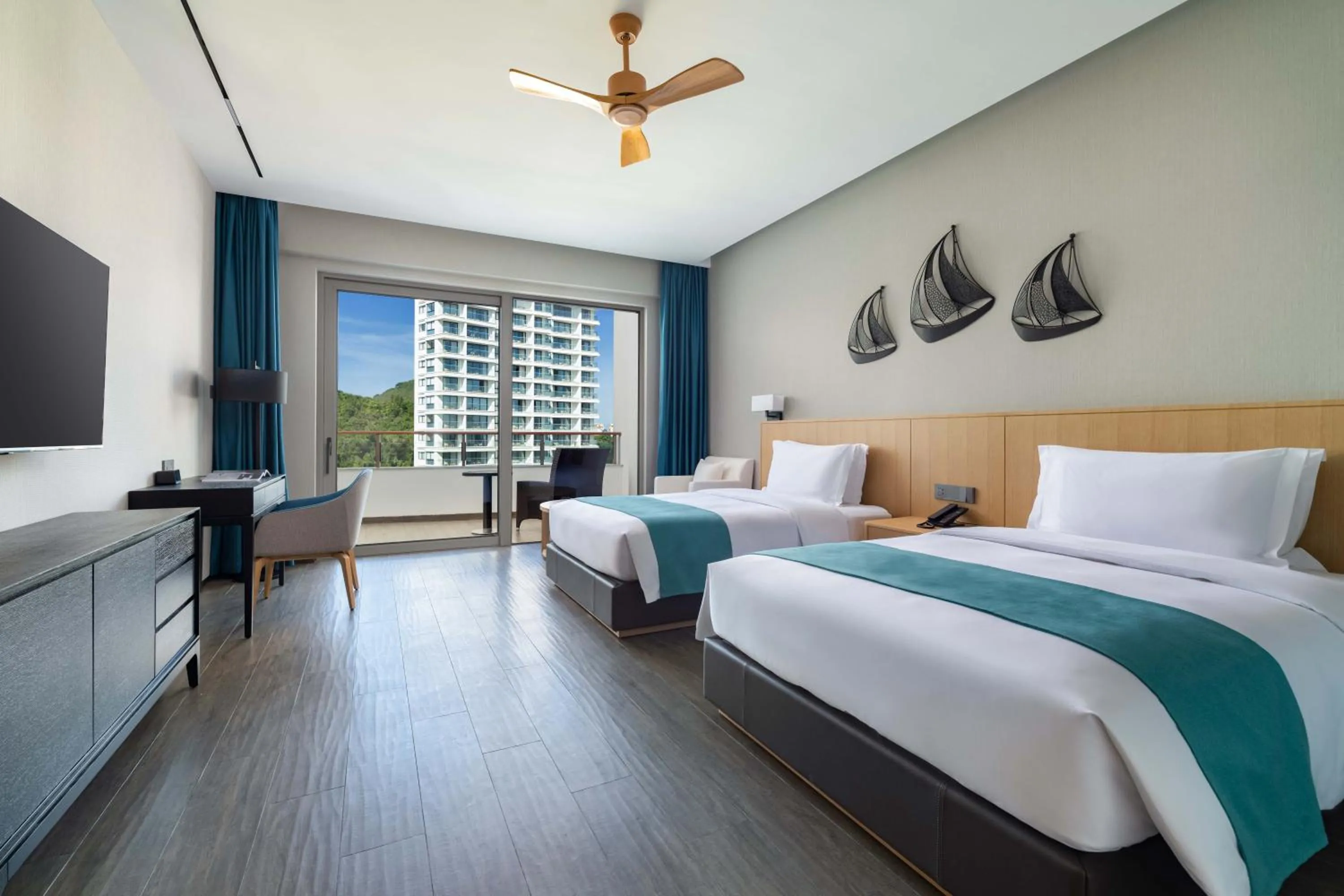 Bed in Sanya Junji Seaview Hotel