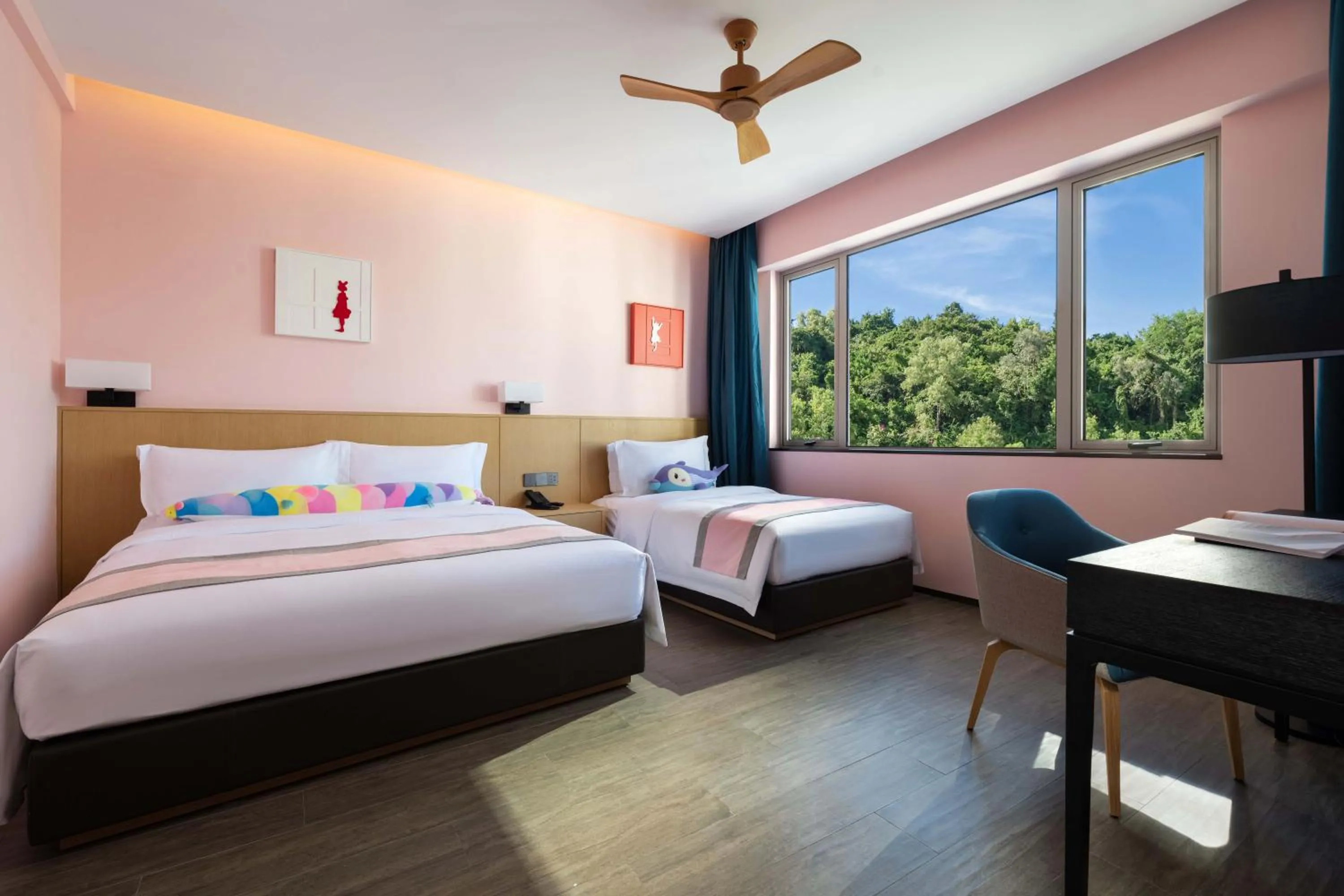 Bedroom, Bed in Sanya Junji Seaview Hotel