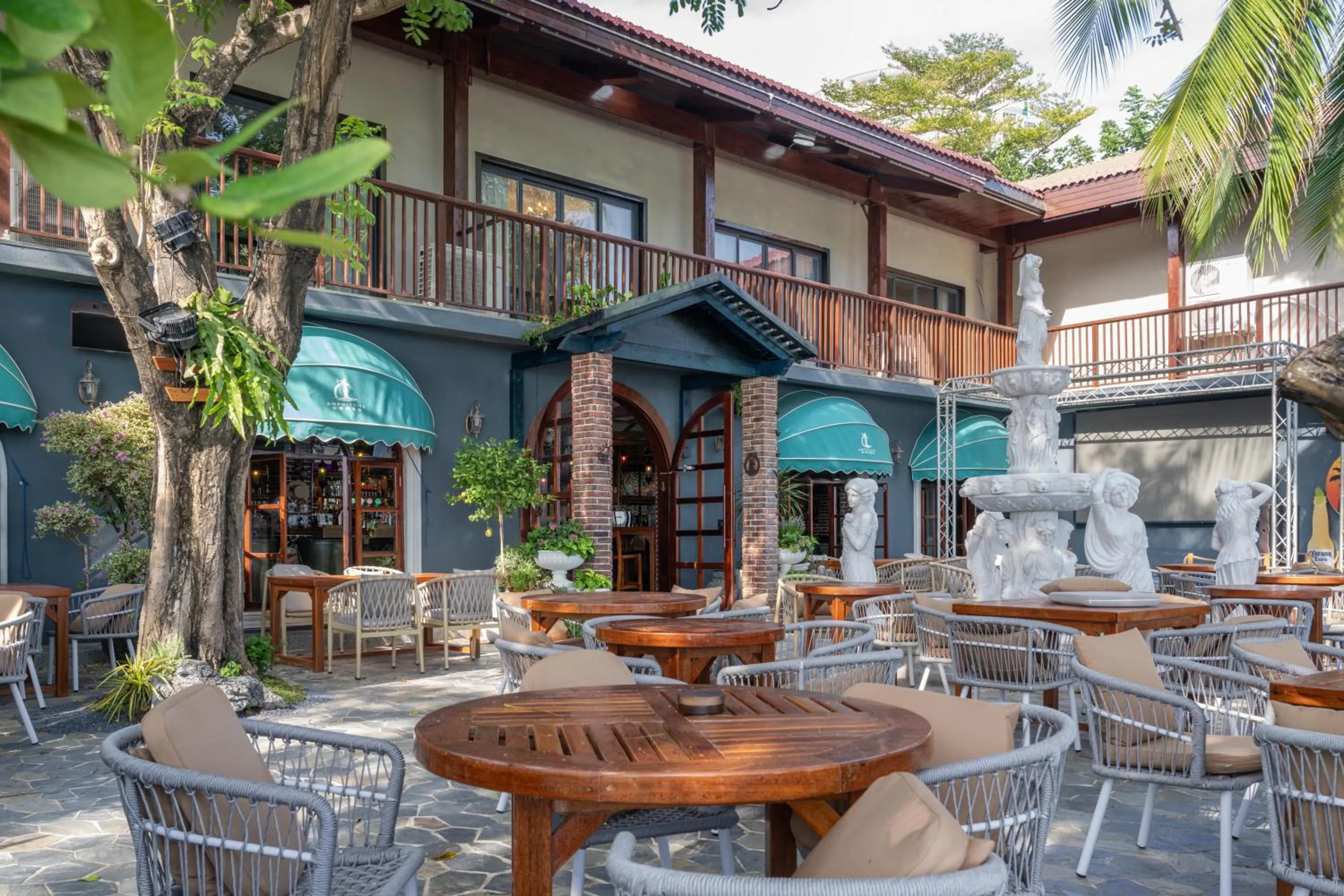 Property building in Sanya Junji Seaview Hotel