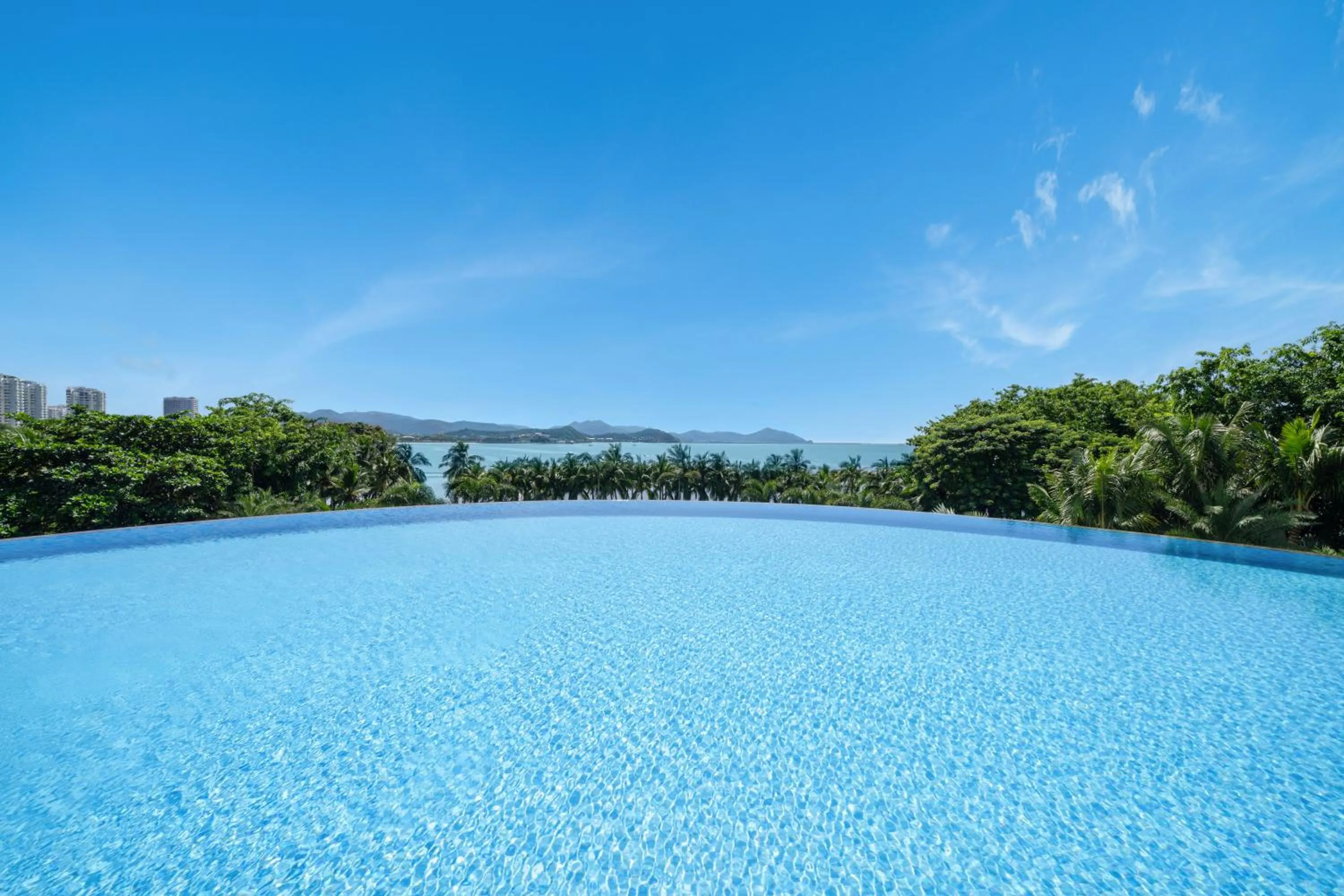 Swimming pool in Sanya Junji Seaview Hotel