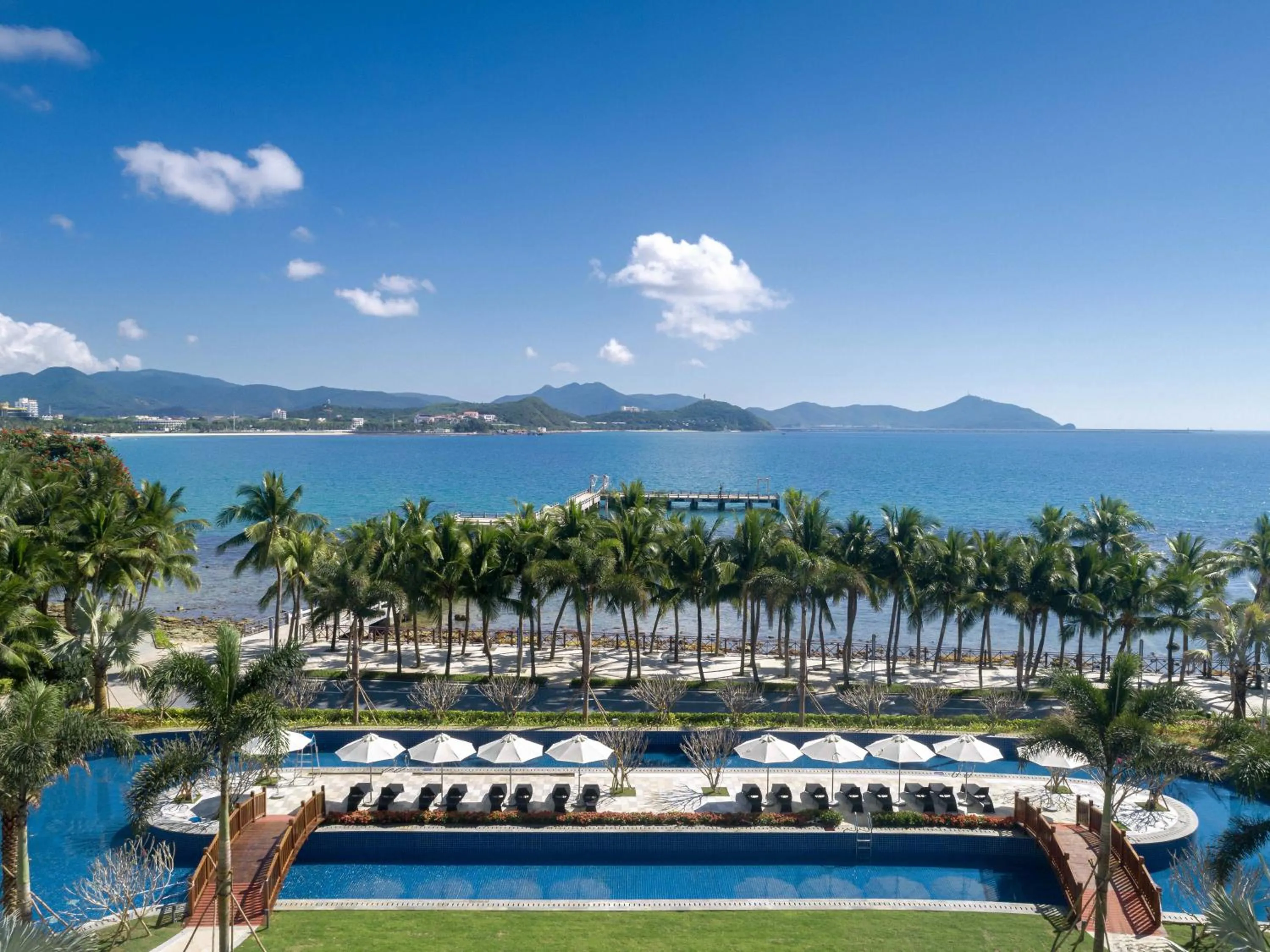 Pool view in Sanya Junji Seaview Hotel