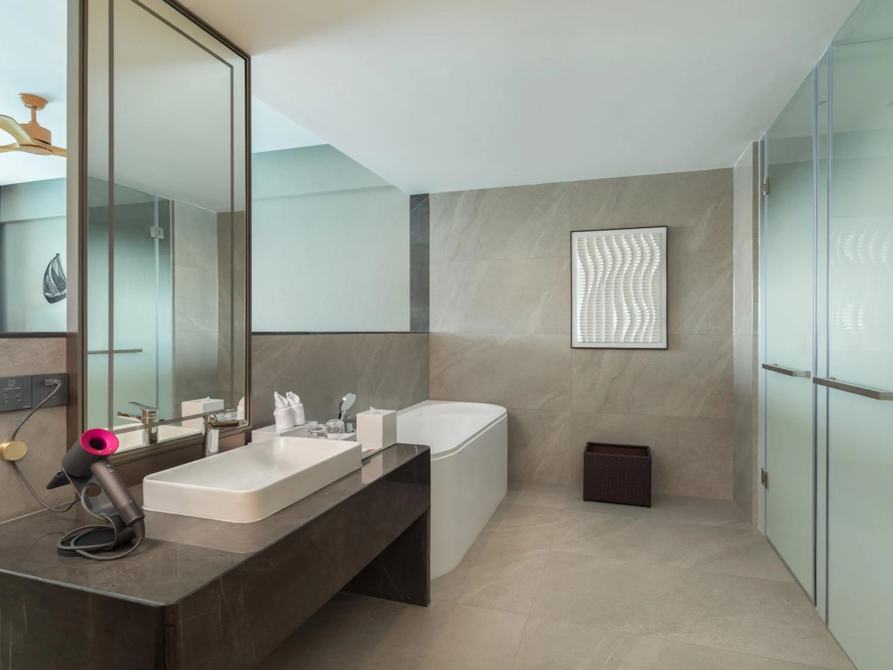 Bath in Sanya Junji Seaview Hotel