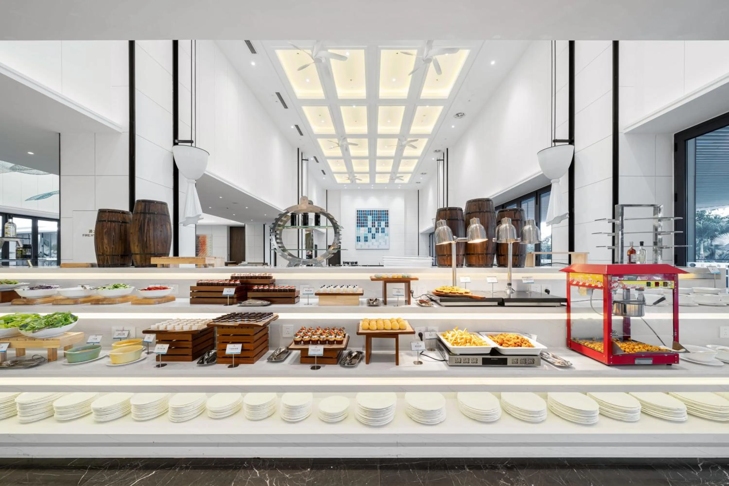 Food and drinks in Sanya Junji Seaview Hotel