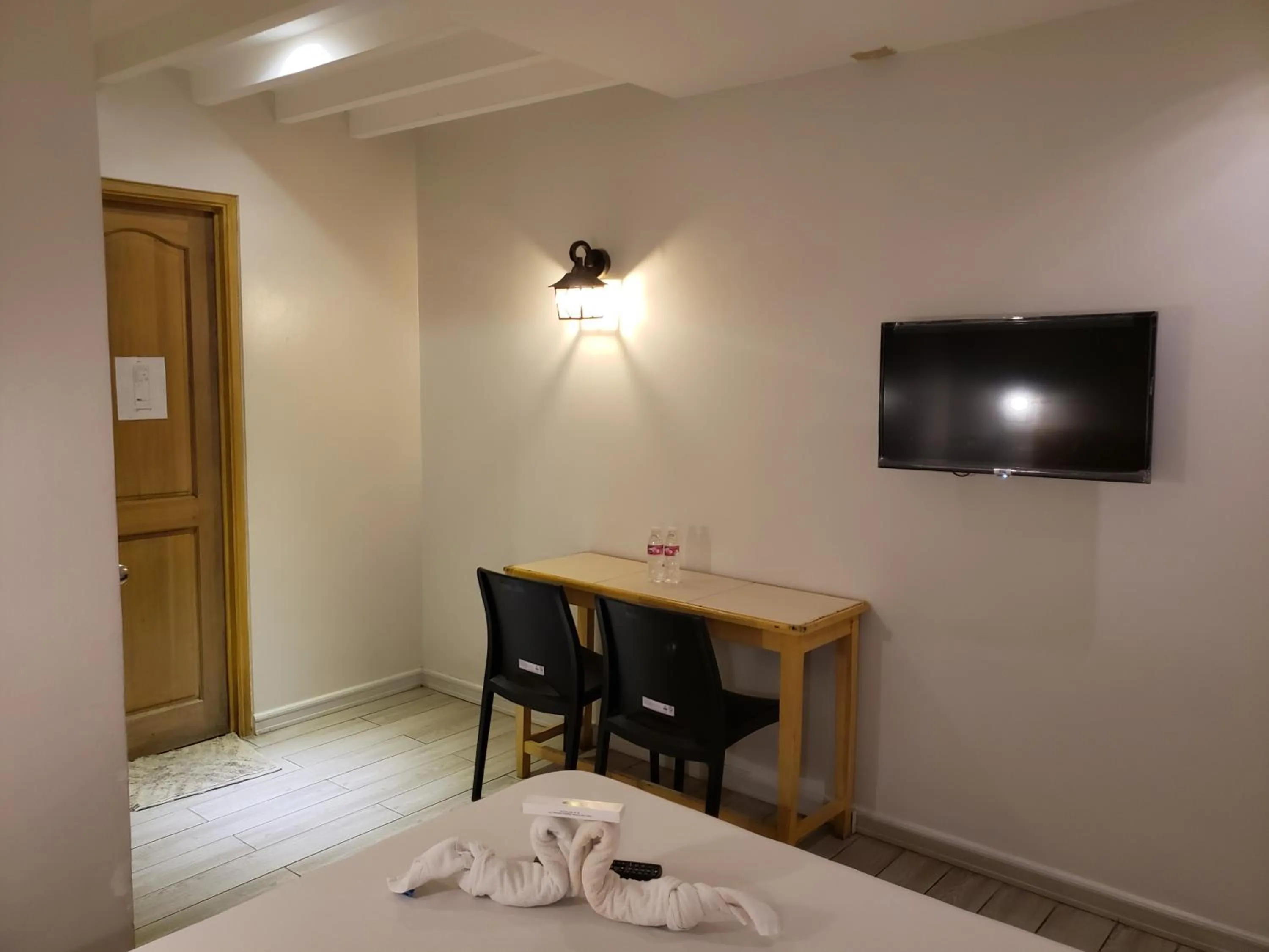 Dining area in Le Verde Lodge