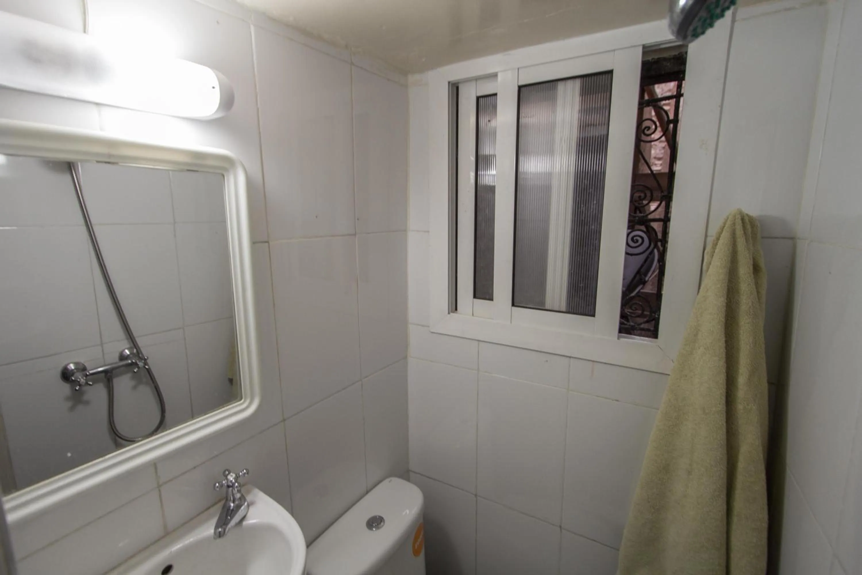 Shower in Dar Chourouk