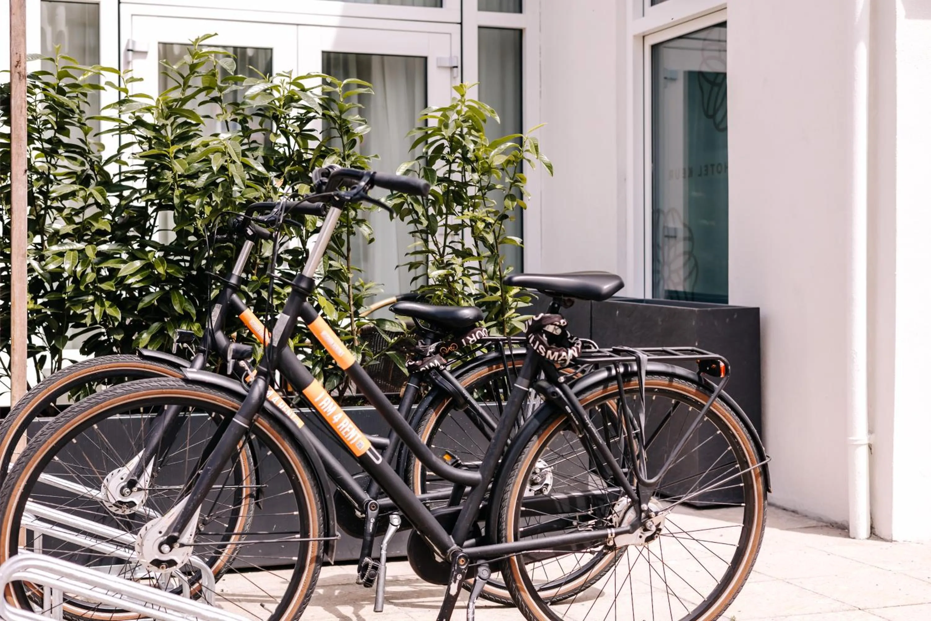 Cycling in Hotel Keur