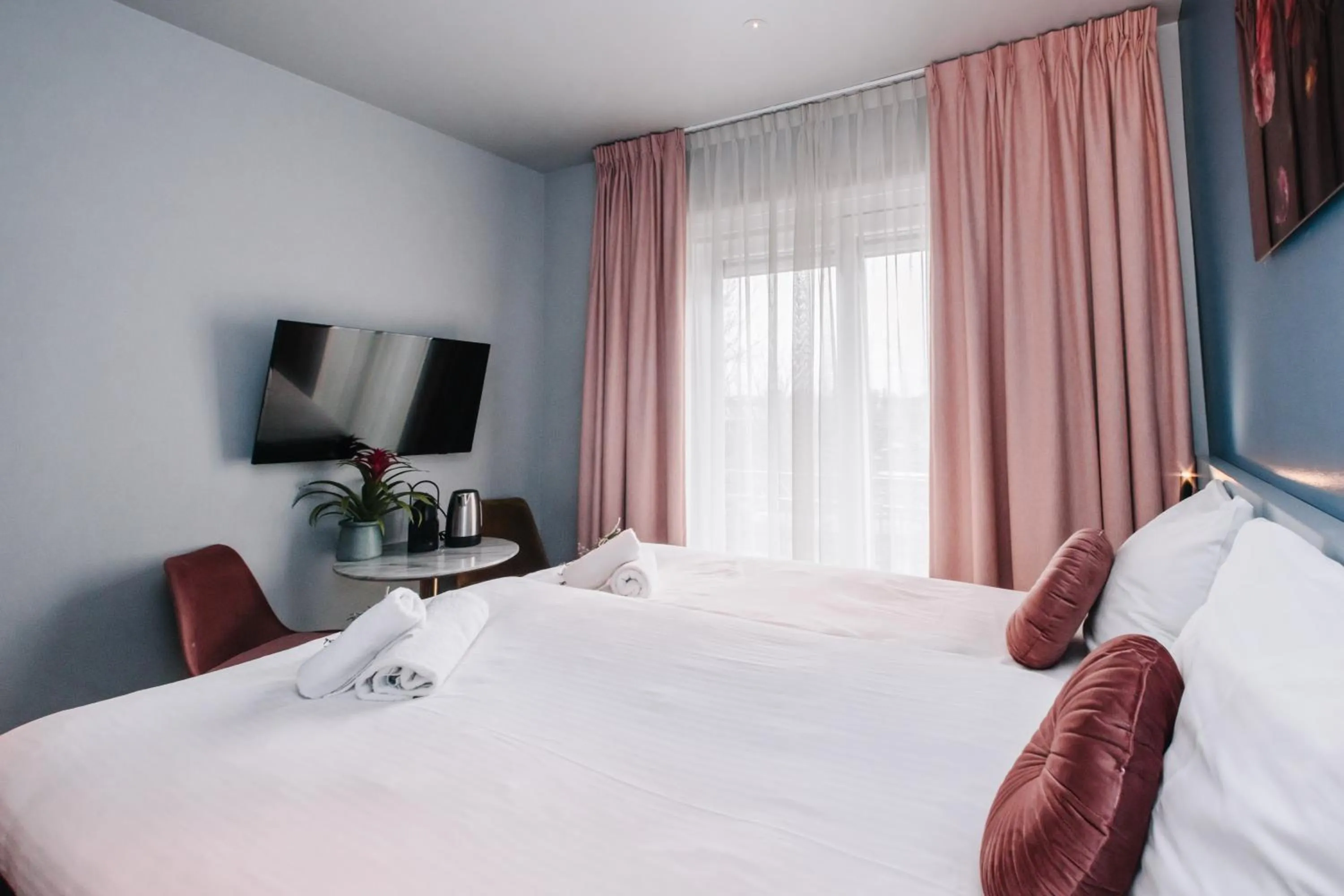 Photo of the whole room, Bed in Hotel Keur