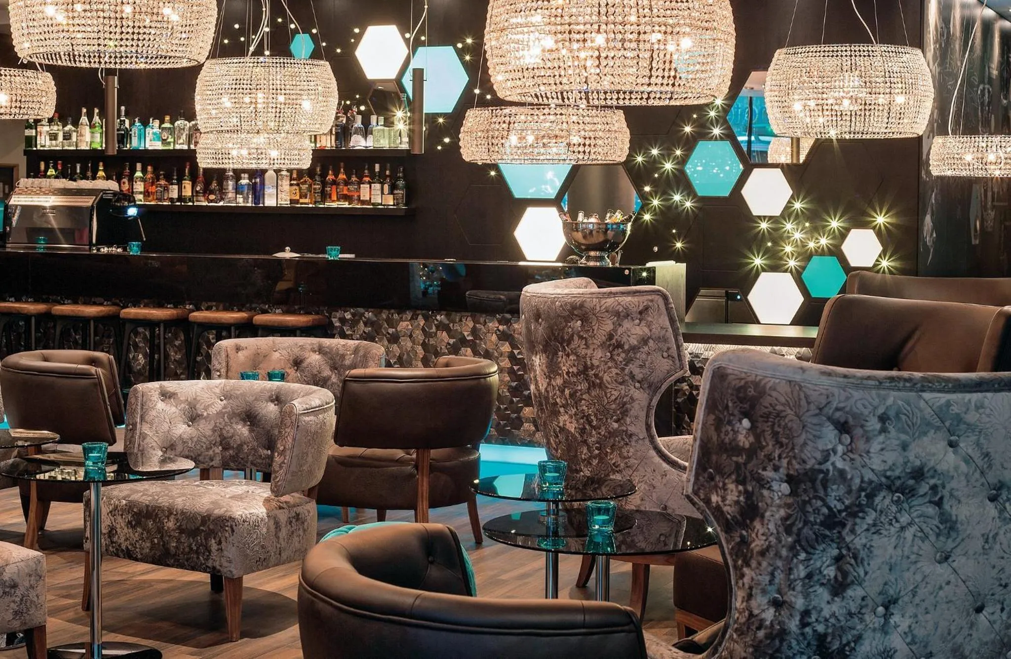 Lounge or bar in Motel One London-Tower Hill