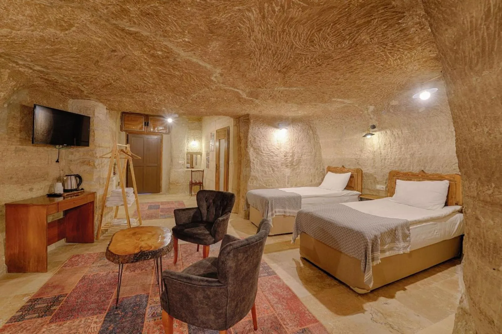 Bed in Avlu Cave House