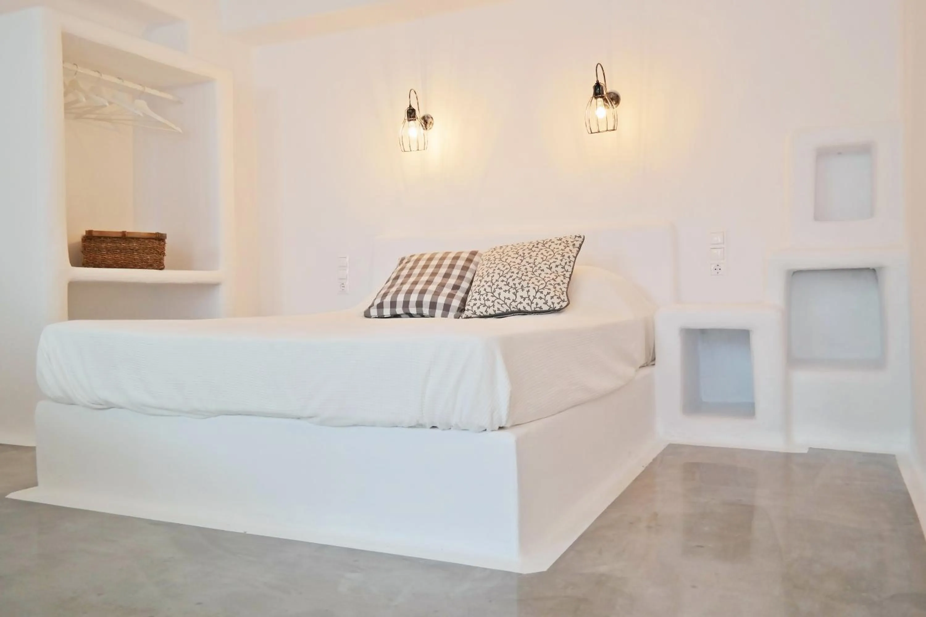 Bedroom, Bed in Annio studios