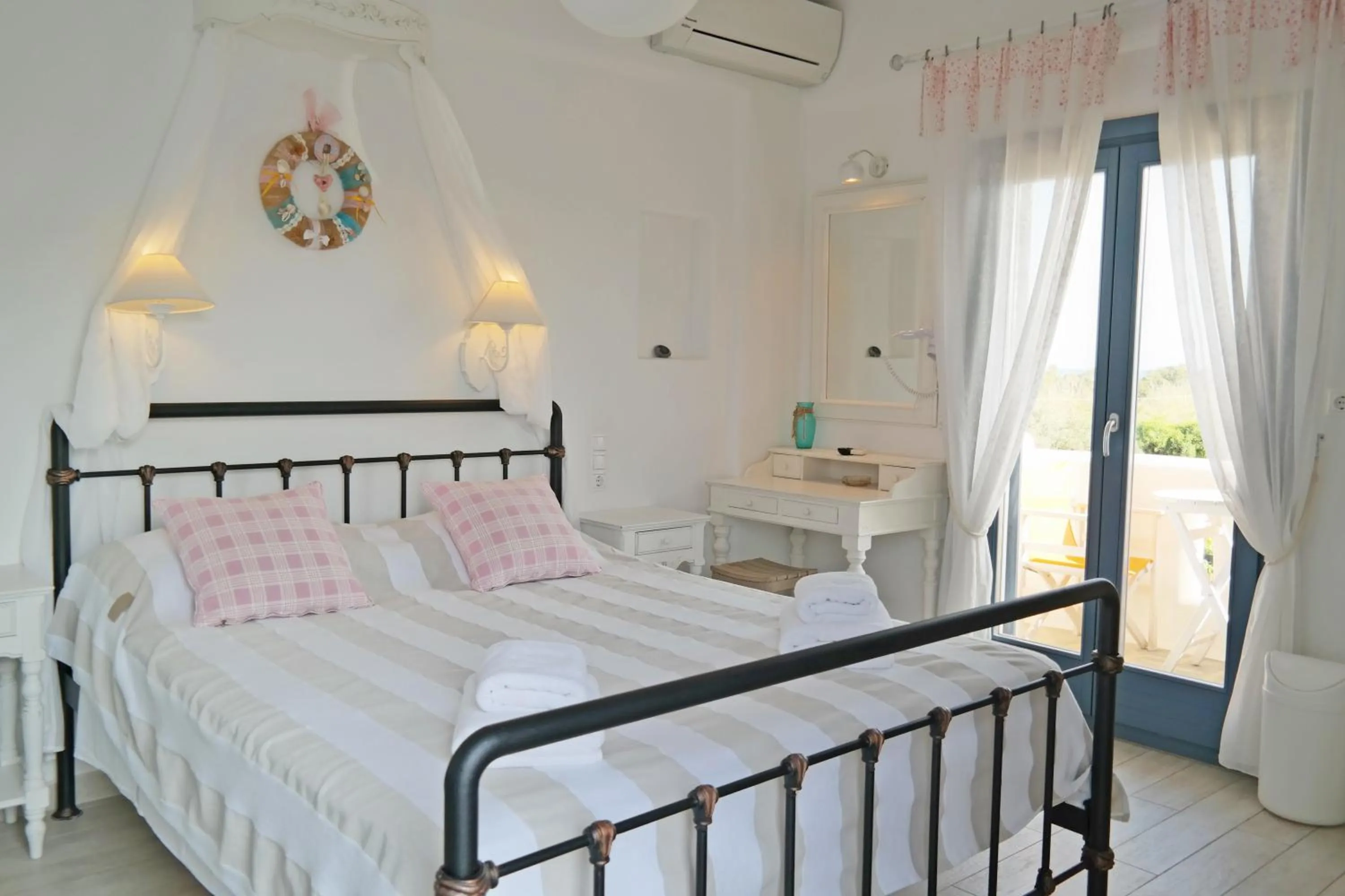 Bed in Annio studios