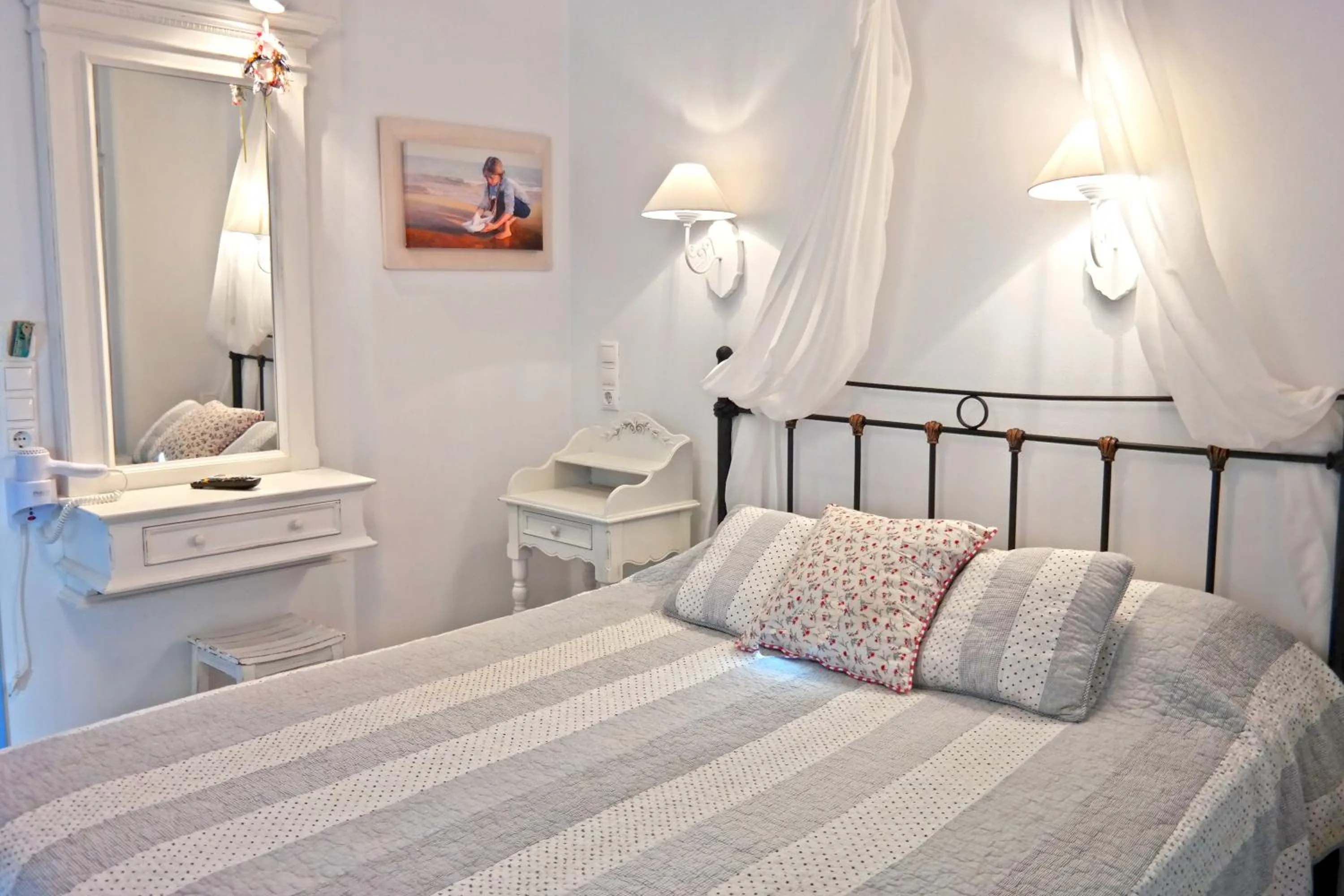 Bedroom, Bed in Annio studios