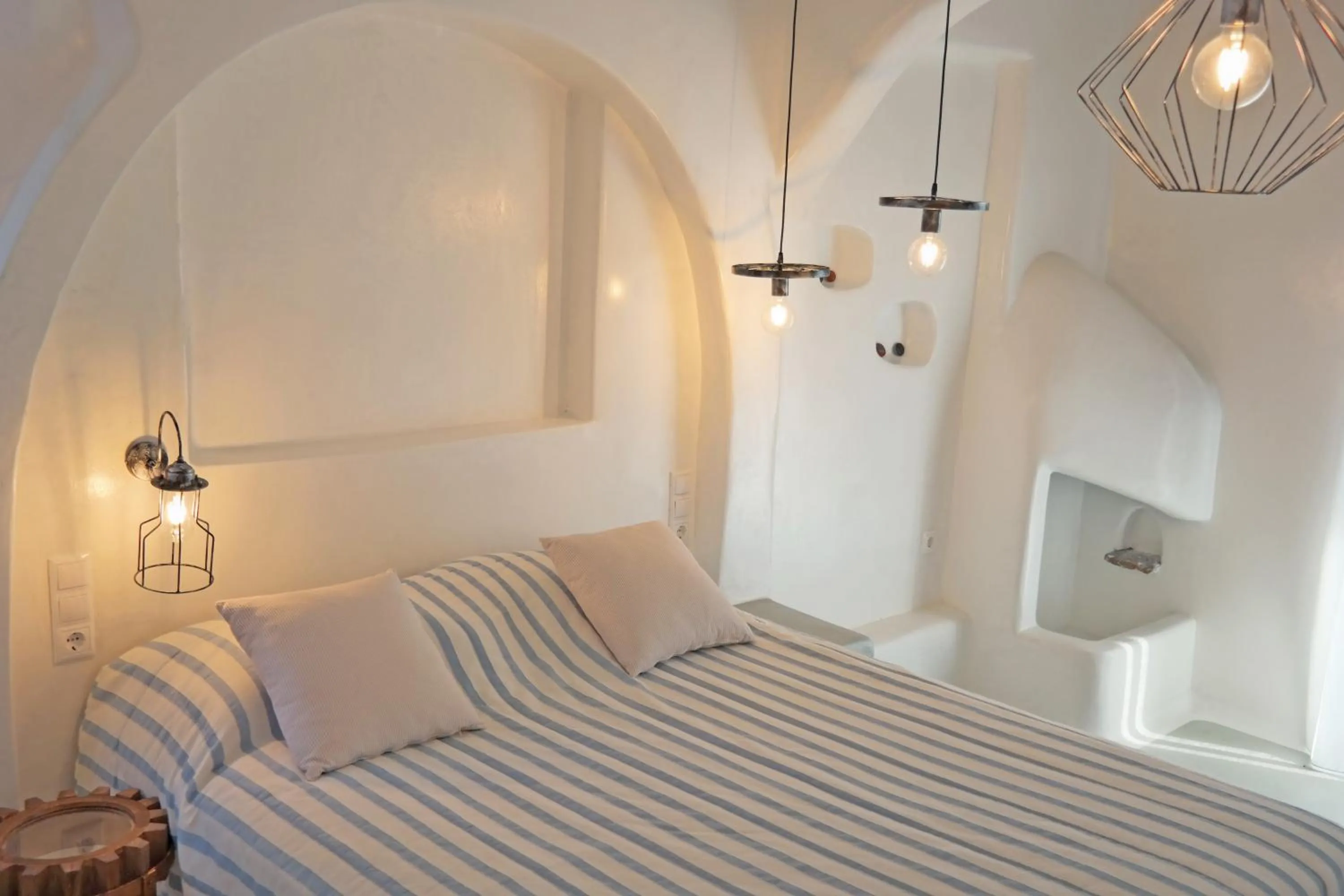 Bed in Annio studios