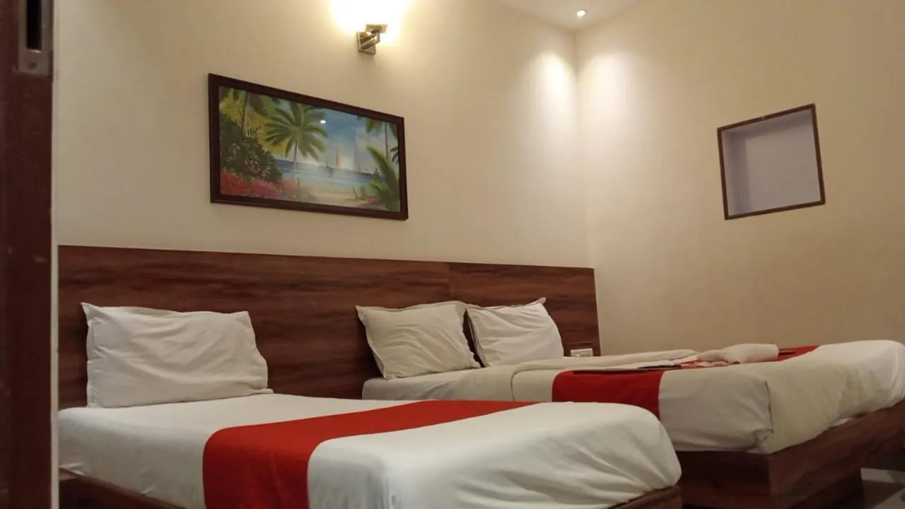 Bedroom, Bed in Terminus Square