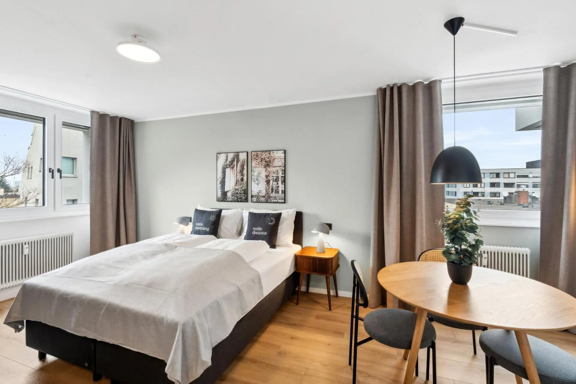 Bed in Limehome Salzburg Sterneckstr