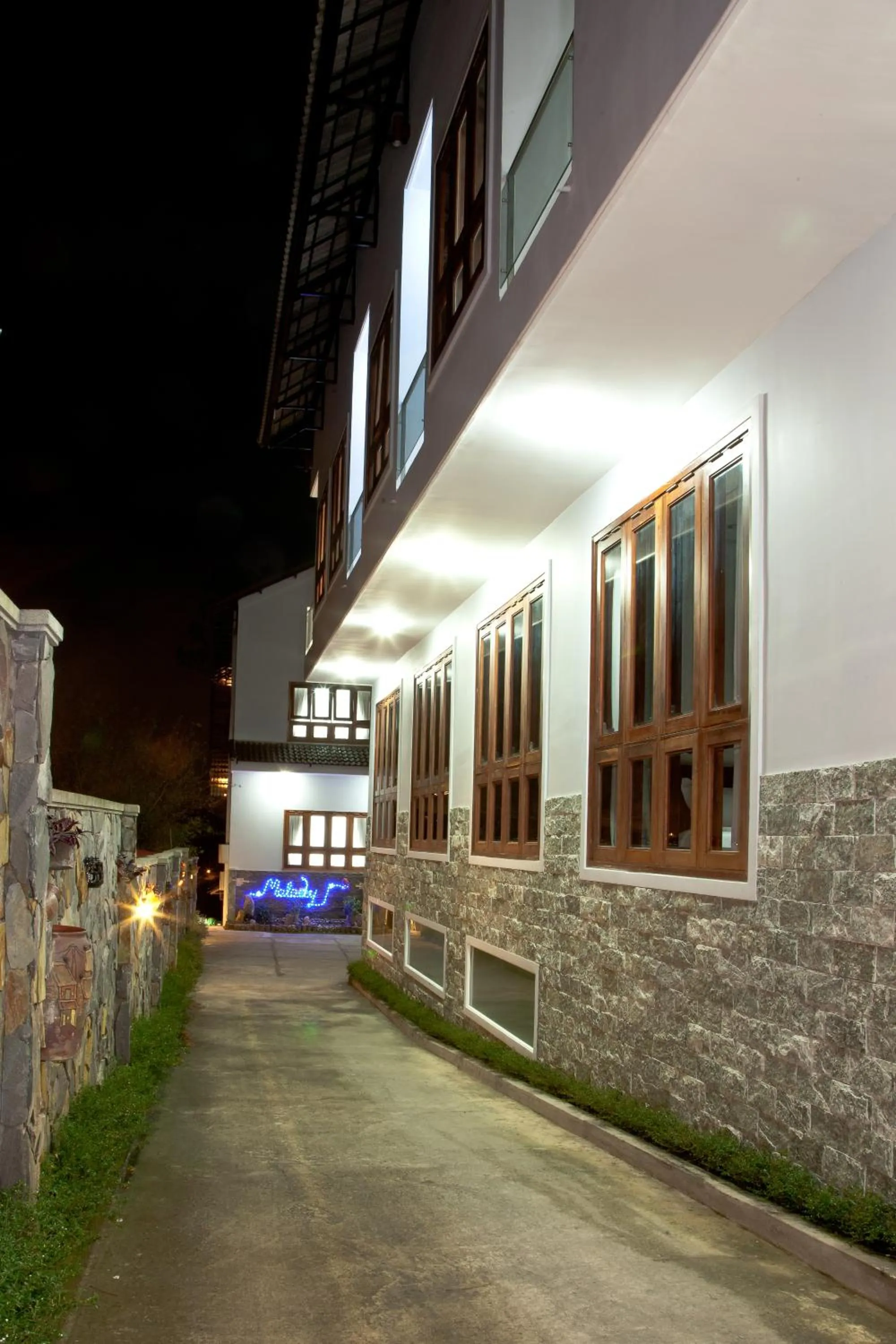 Neighbourhood in Melody Hotel