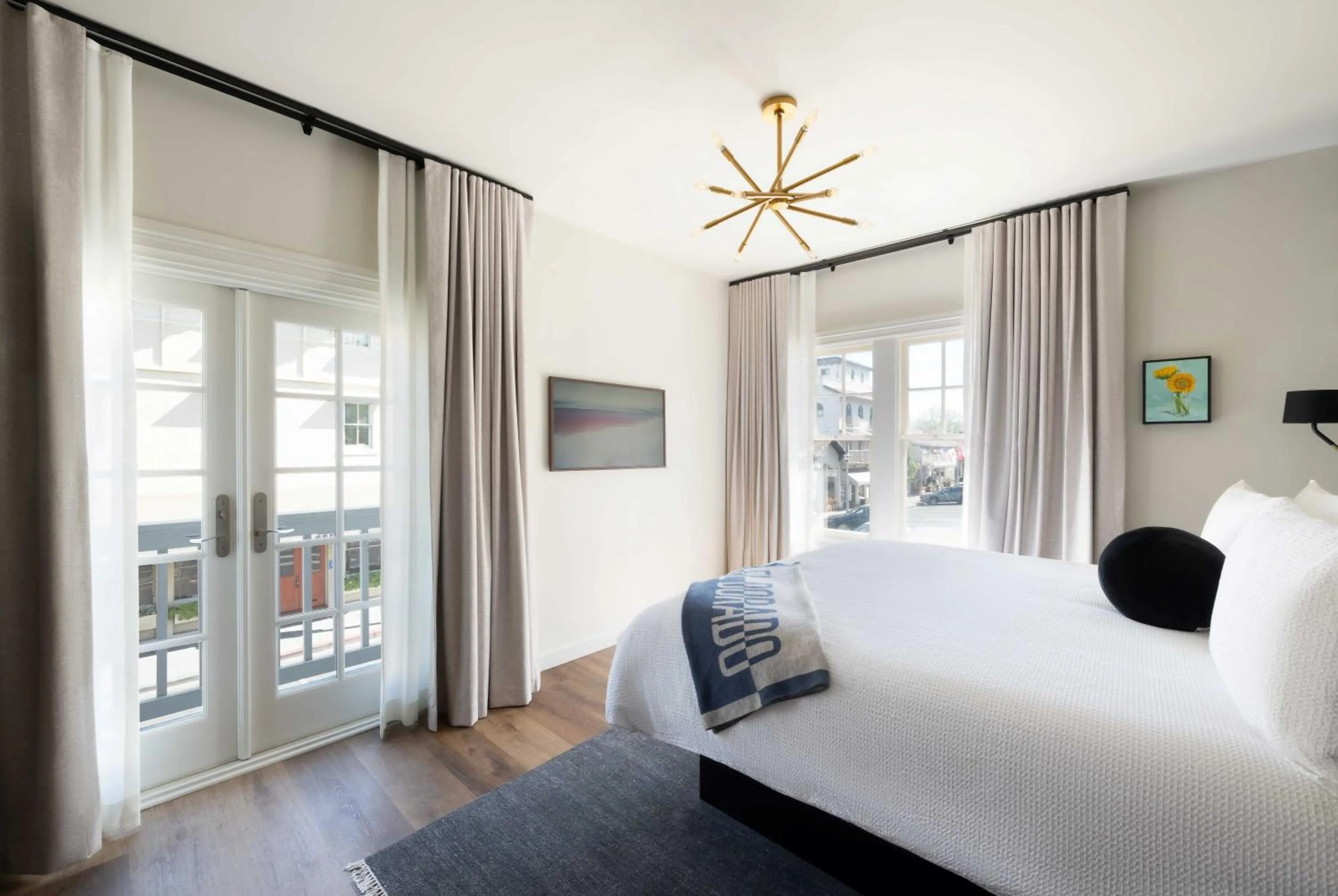 Bed in El Dorado Hotel