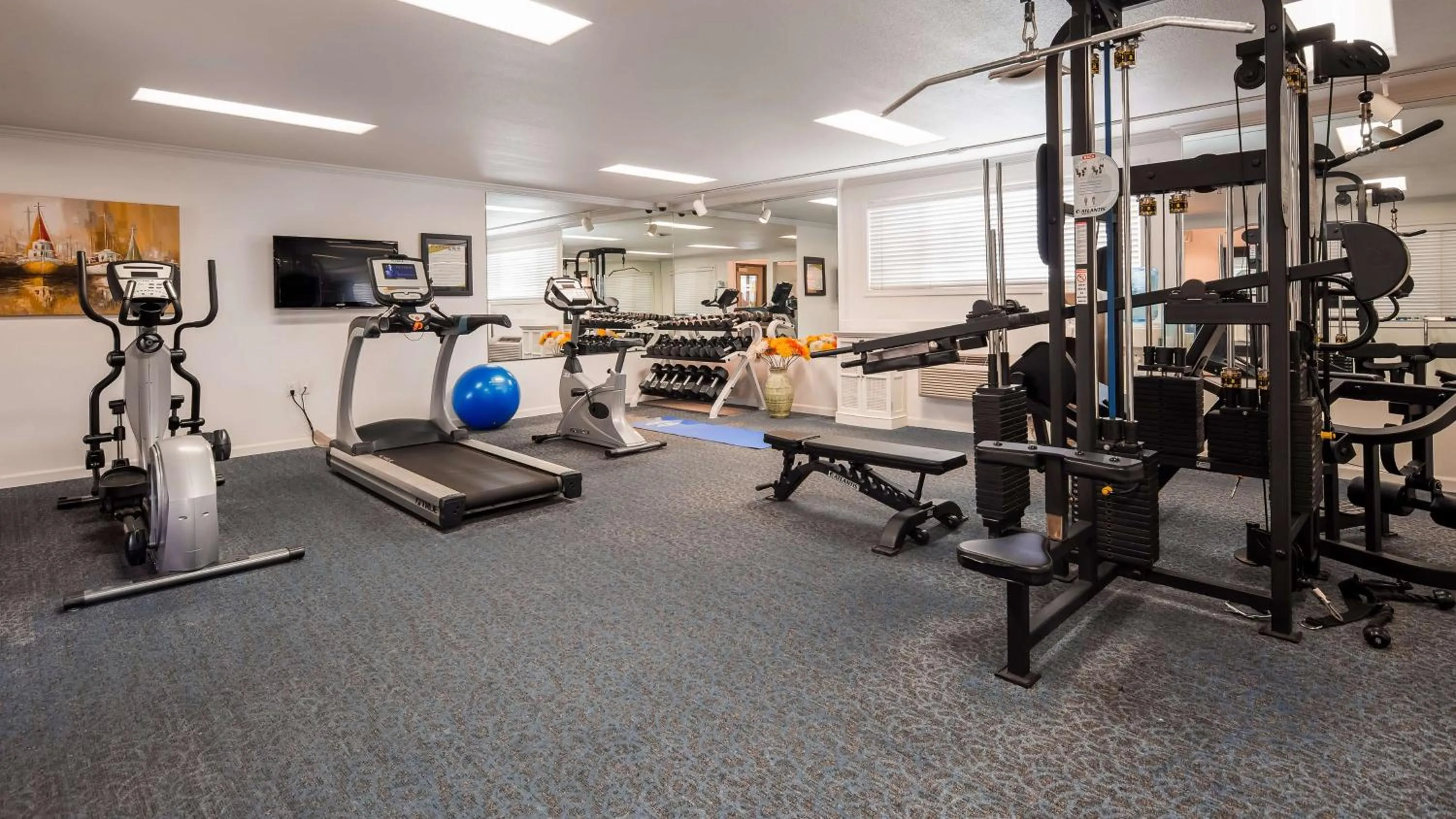 Spa and wellness centre/facilities in Best Western Plus Humboldt Bay Inn