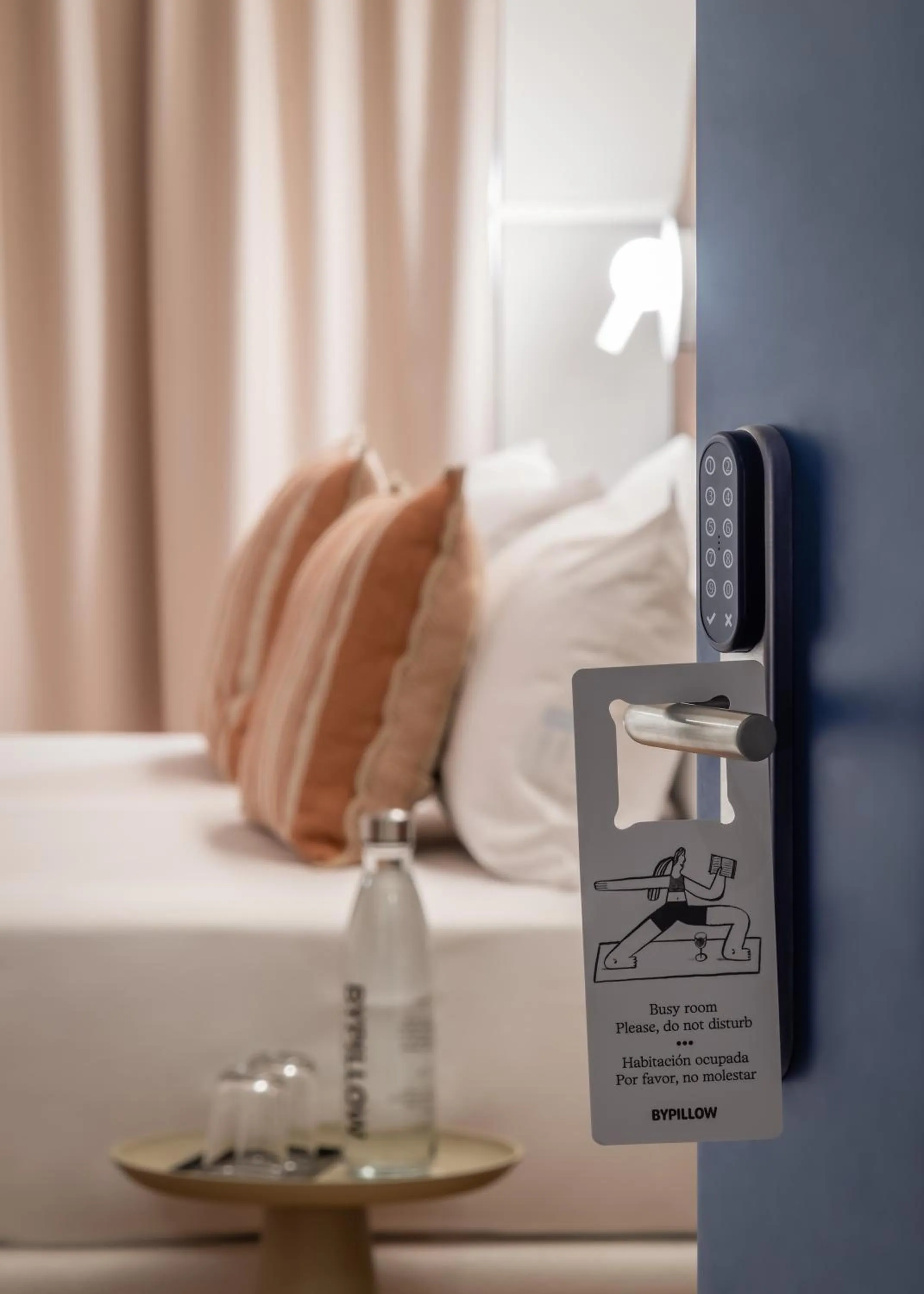 Bed in BYPILLOW Paseo