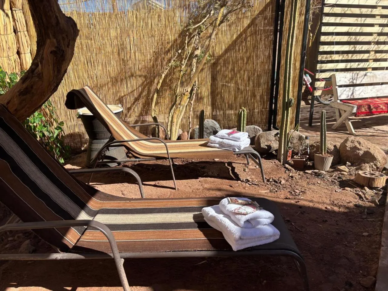 Balcony/Terrace in Hostal Katarpe