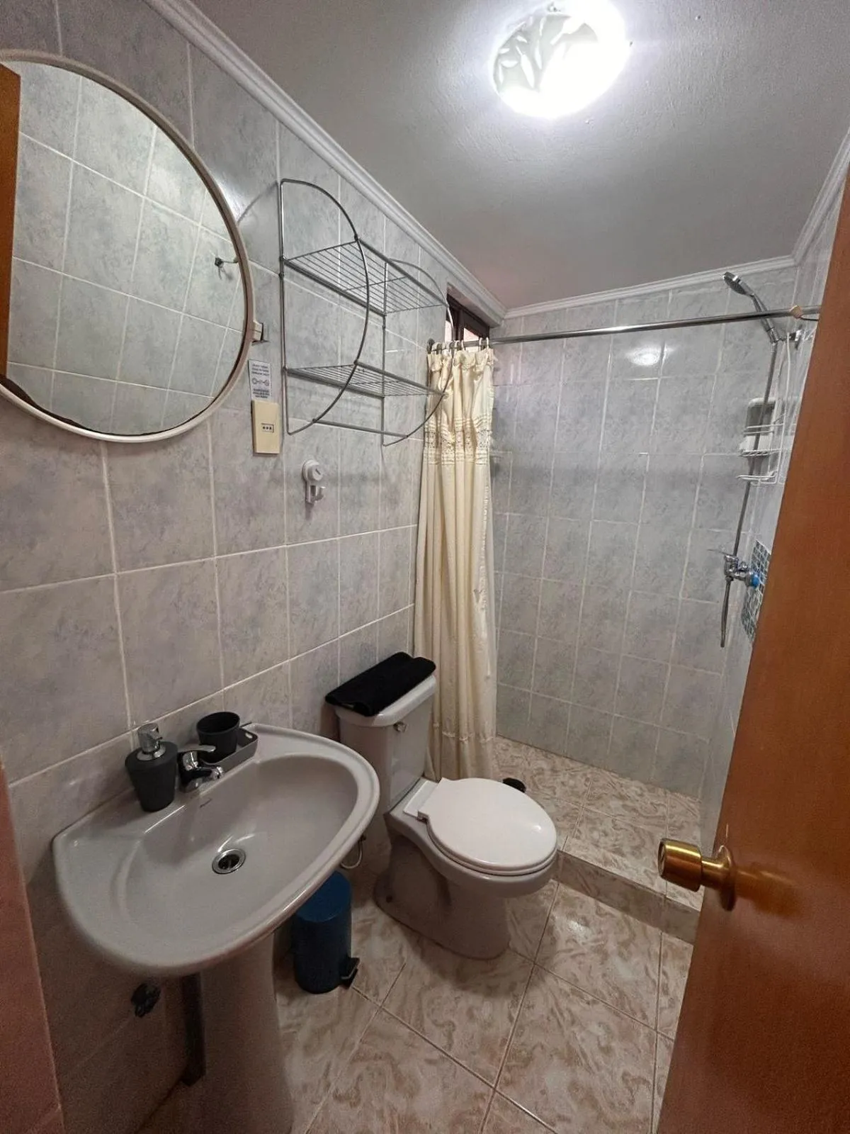 Bathroom in Hostal Katarpe