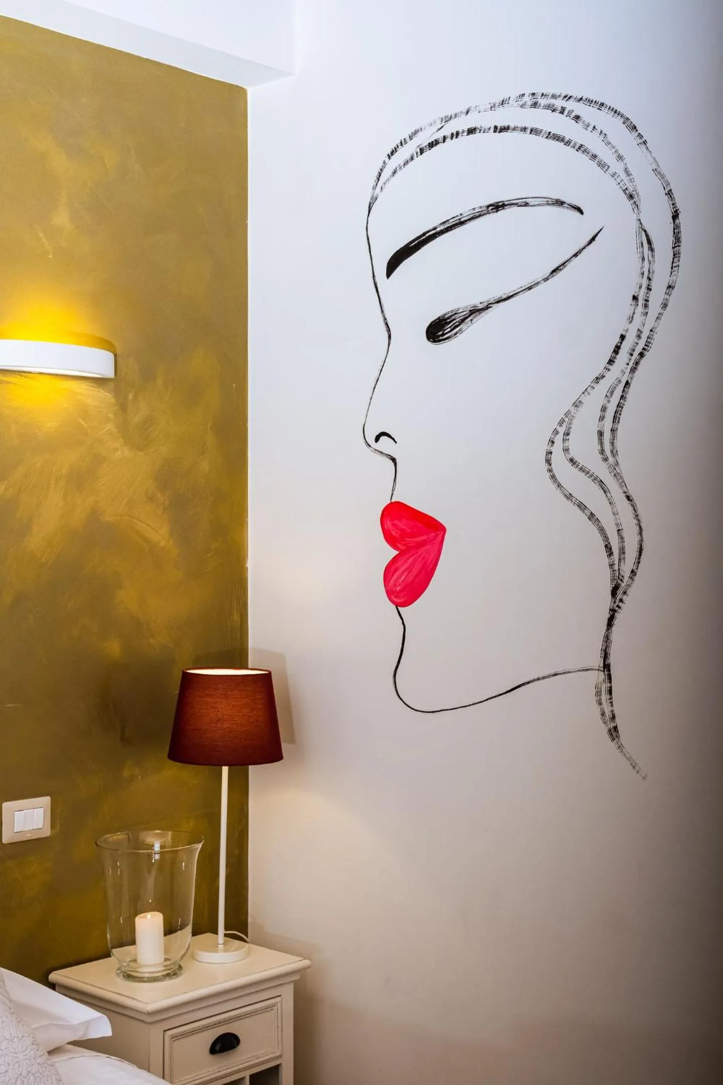 Photo of the whole room in Il Campanile