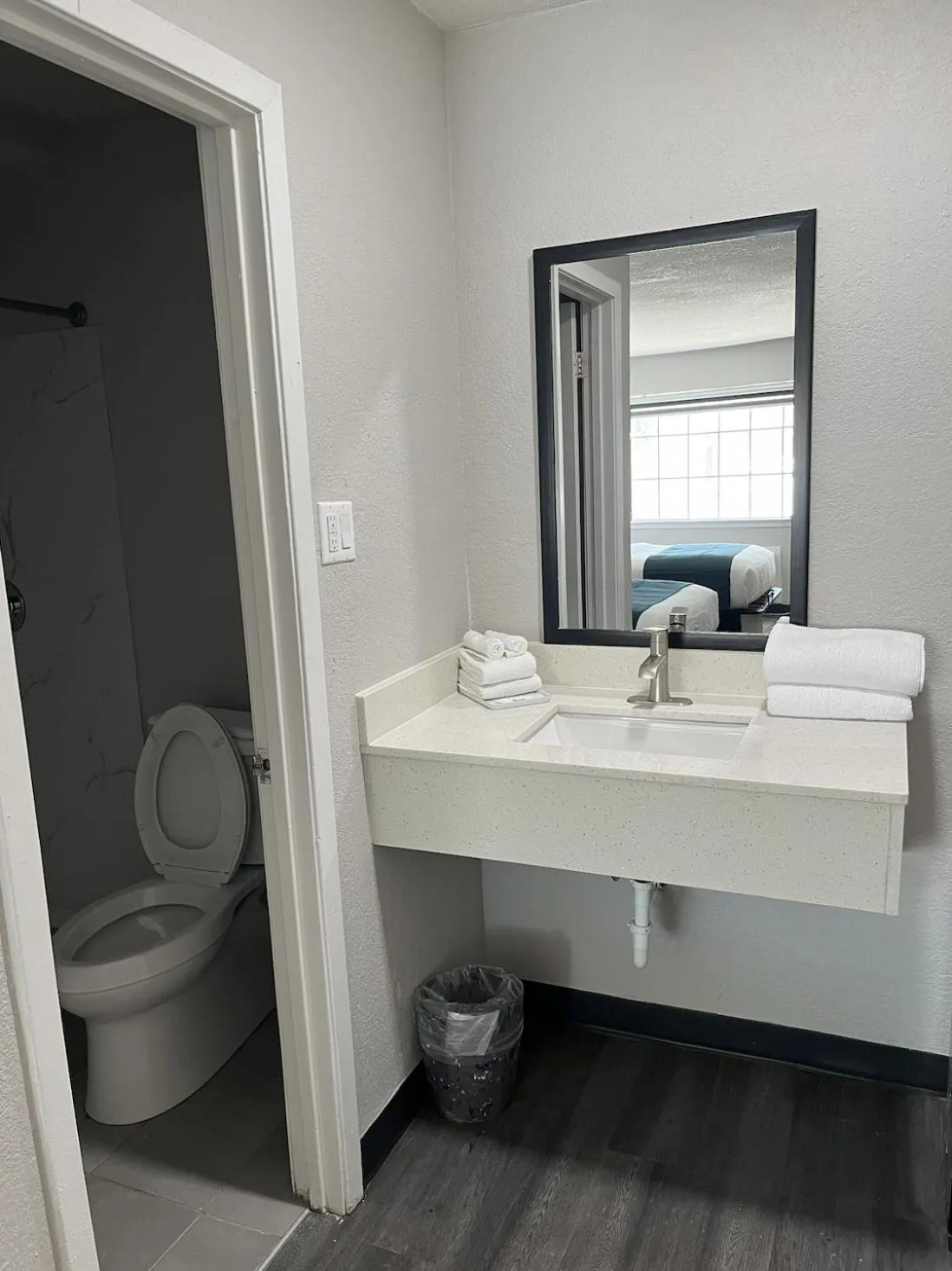 Bathroom in Inn of Uvalde