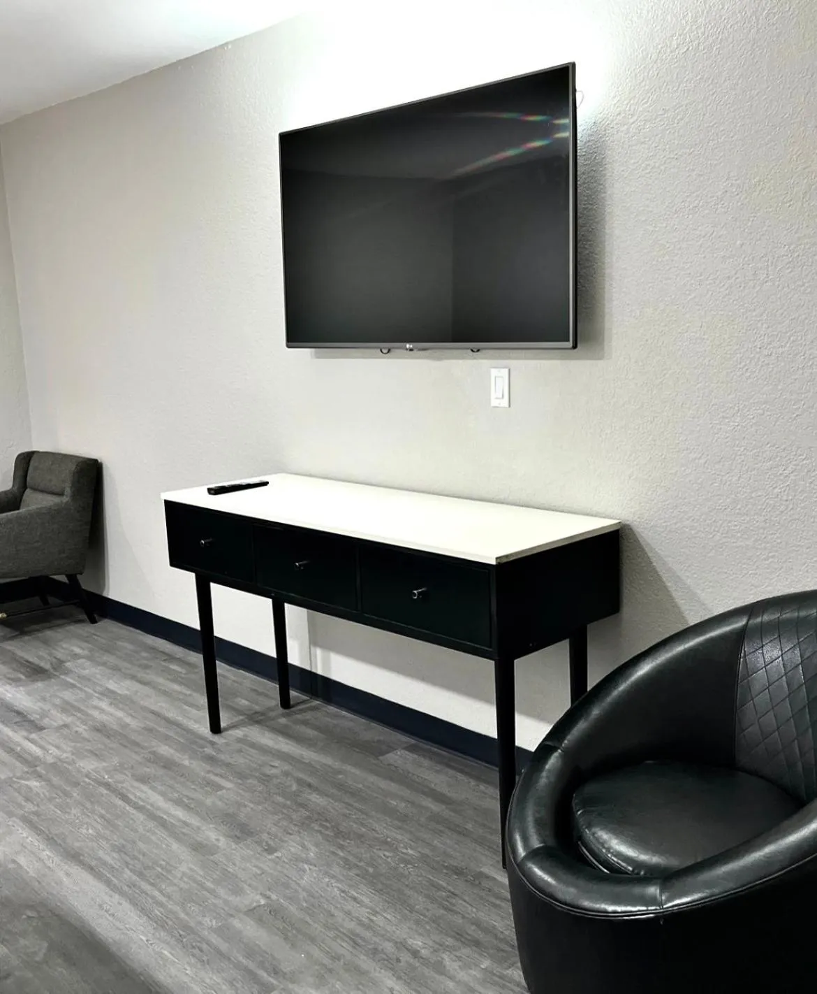 Bedroom in Inn of Uvalde