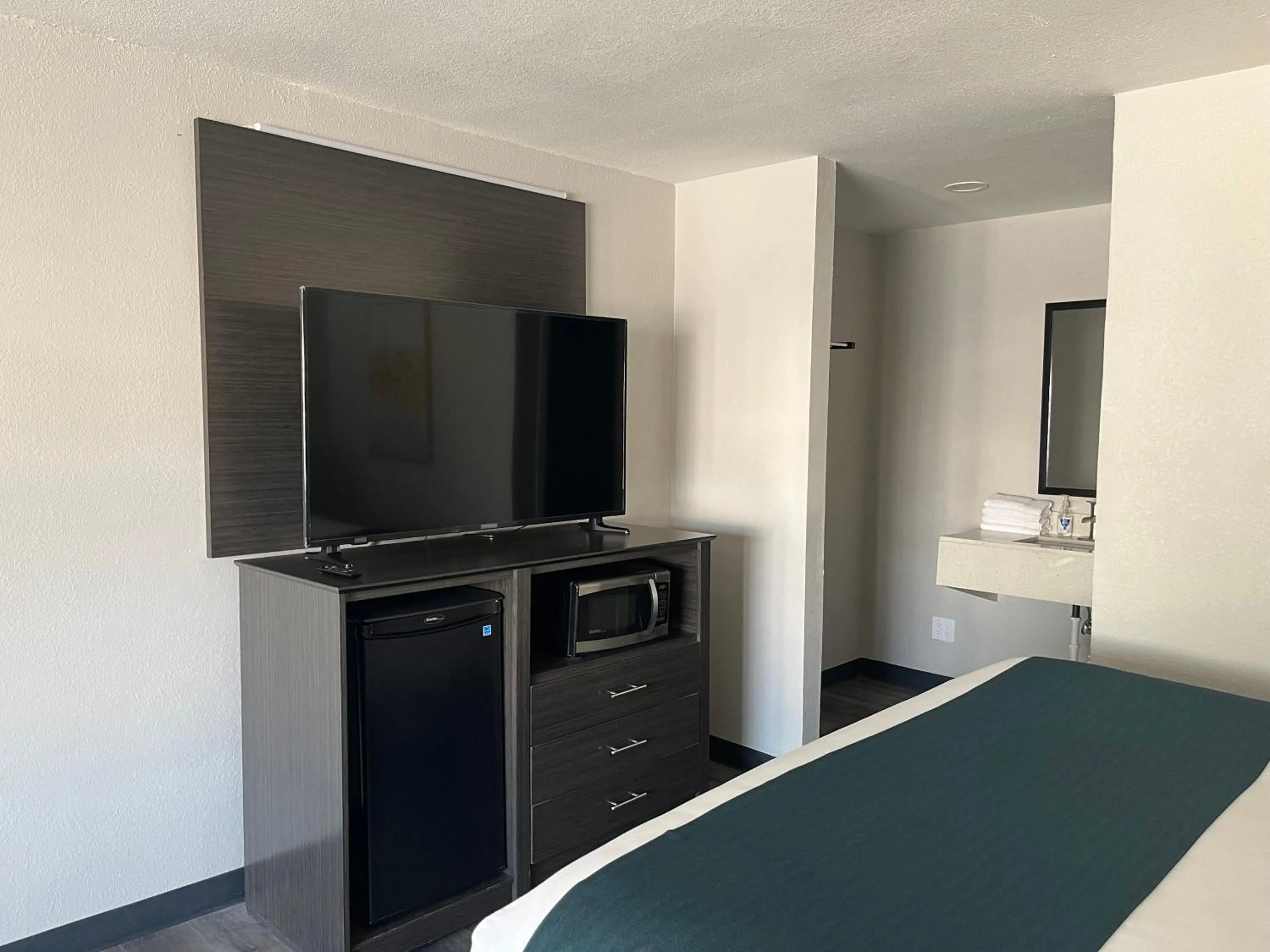 TV and multimedia in Inn of Uvalde