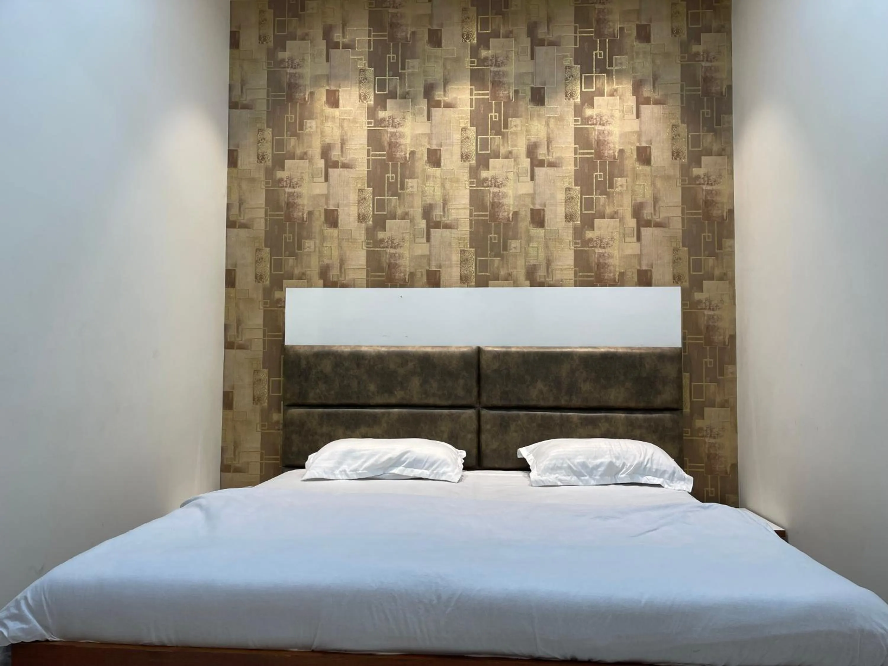 Bed in Hotel Paradise Dream