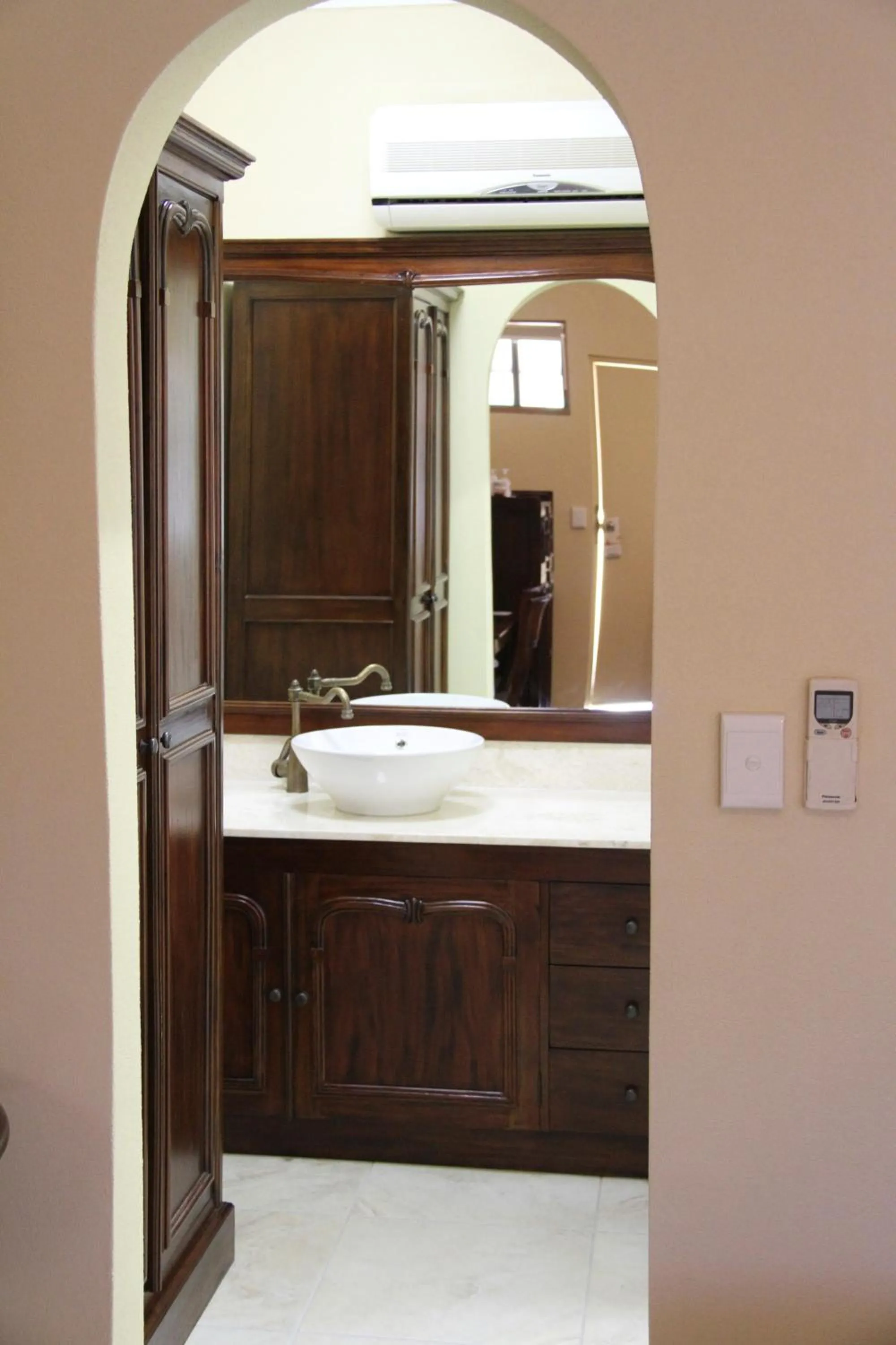 Bathroom in Overlander Homestead Motel